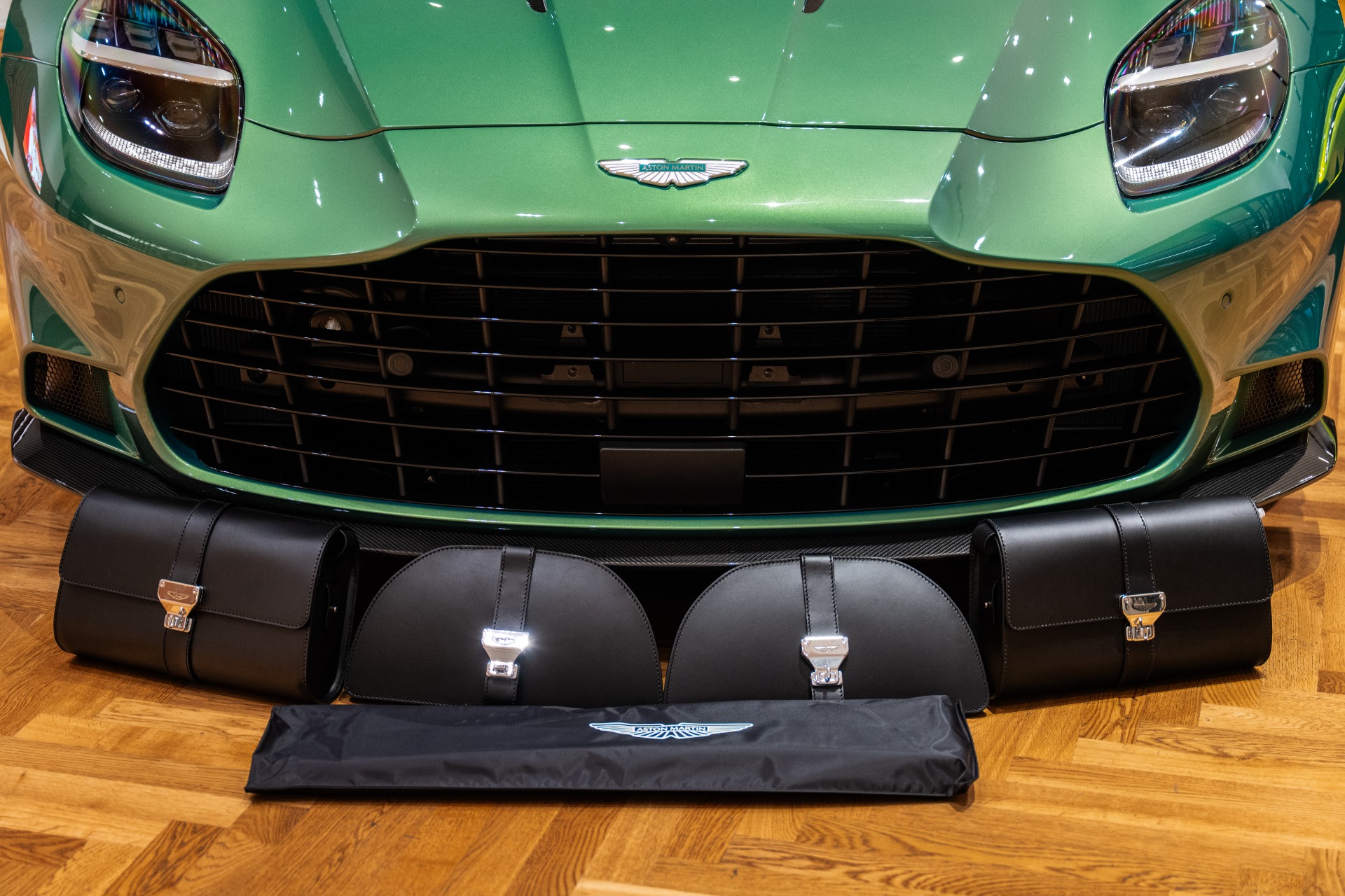 2025 Aston Martin Vanquish AM7 photo 39