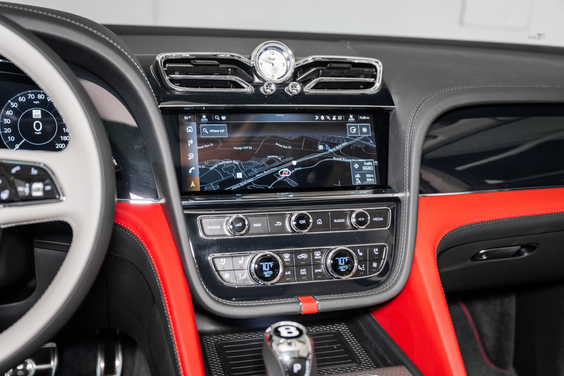 2025 Bentley Bentayga EWB Mulliner V8 photo 38