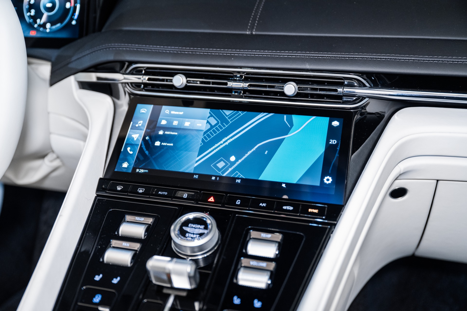 2025 Aston Martin DB12 AM5 photo 20