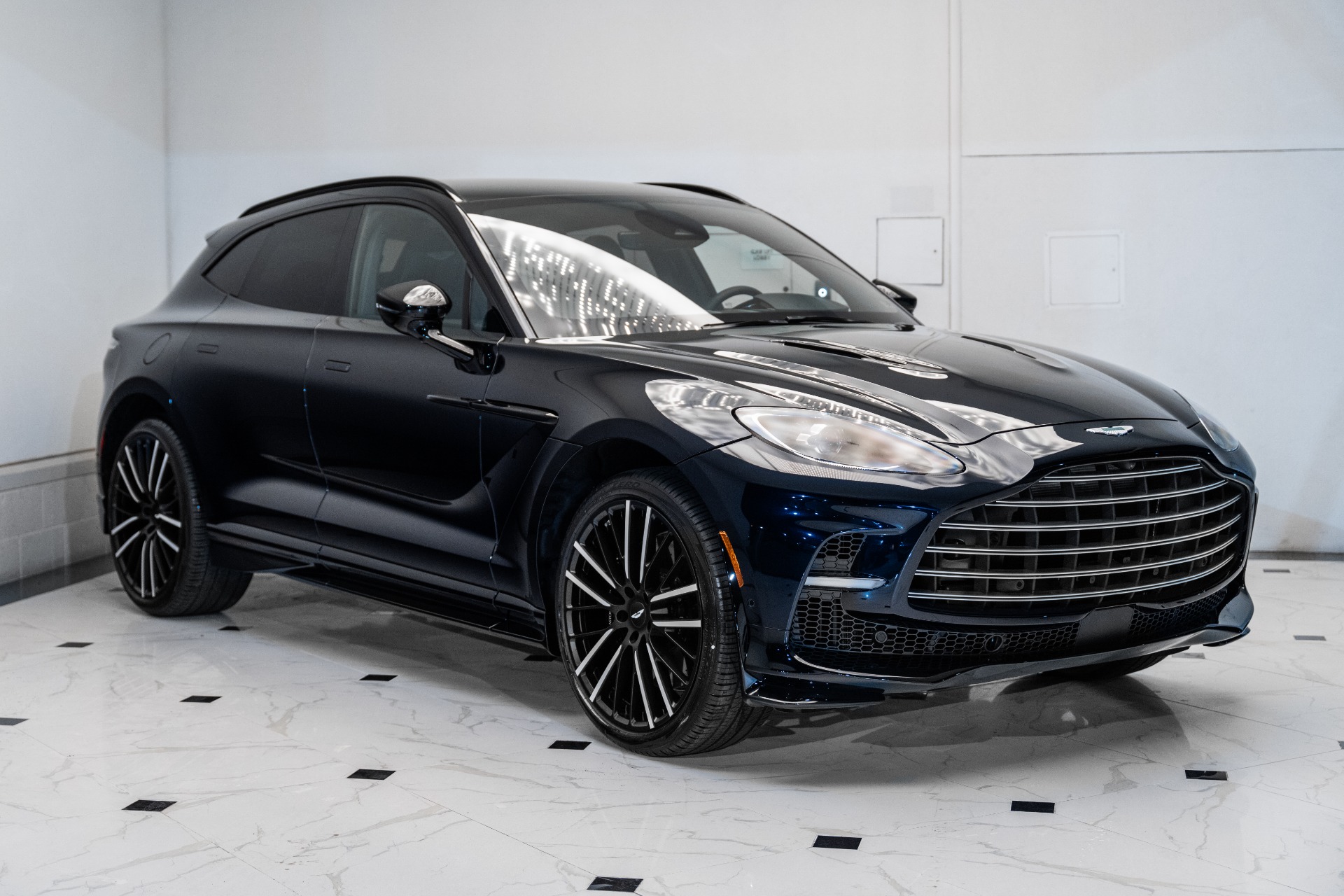 New 2025 Aston Martin DBX 707 For Sale | Exclusive Automotive