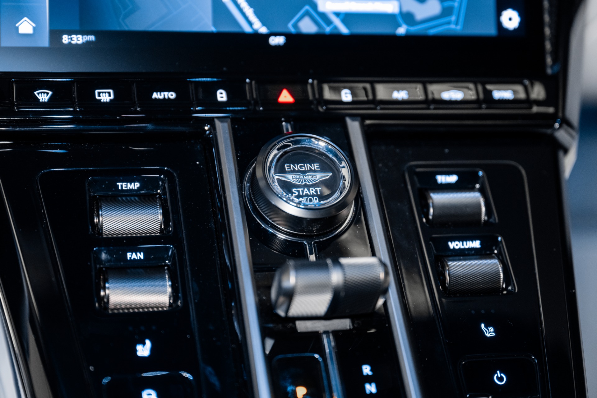 2025 Aston Martin Vantage AM6 photo 30