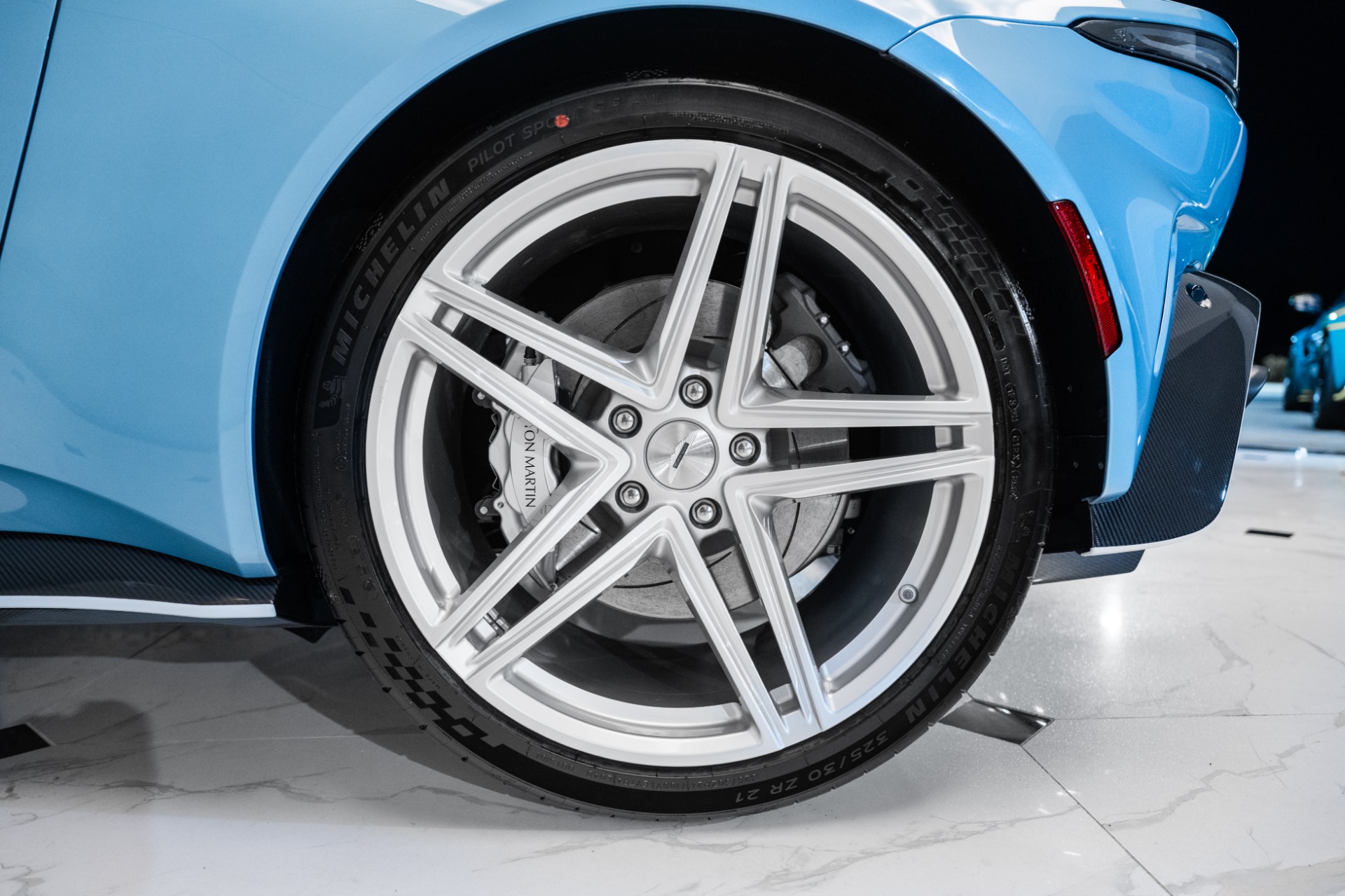 2025 Aston Martin Vantage AM6 photo 40