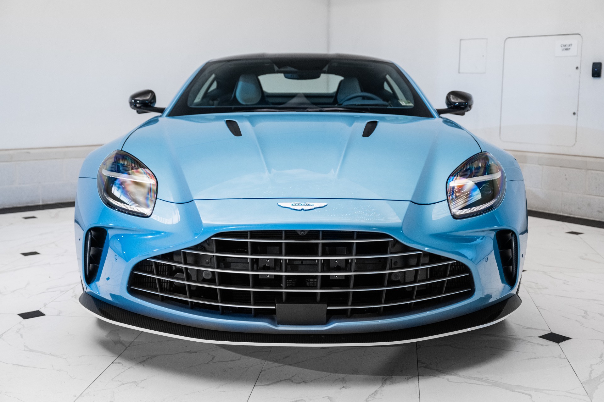 2025 Aston Martin Vantage AM6 photo 6