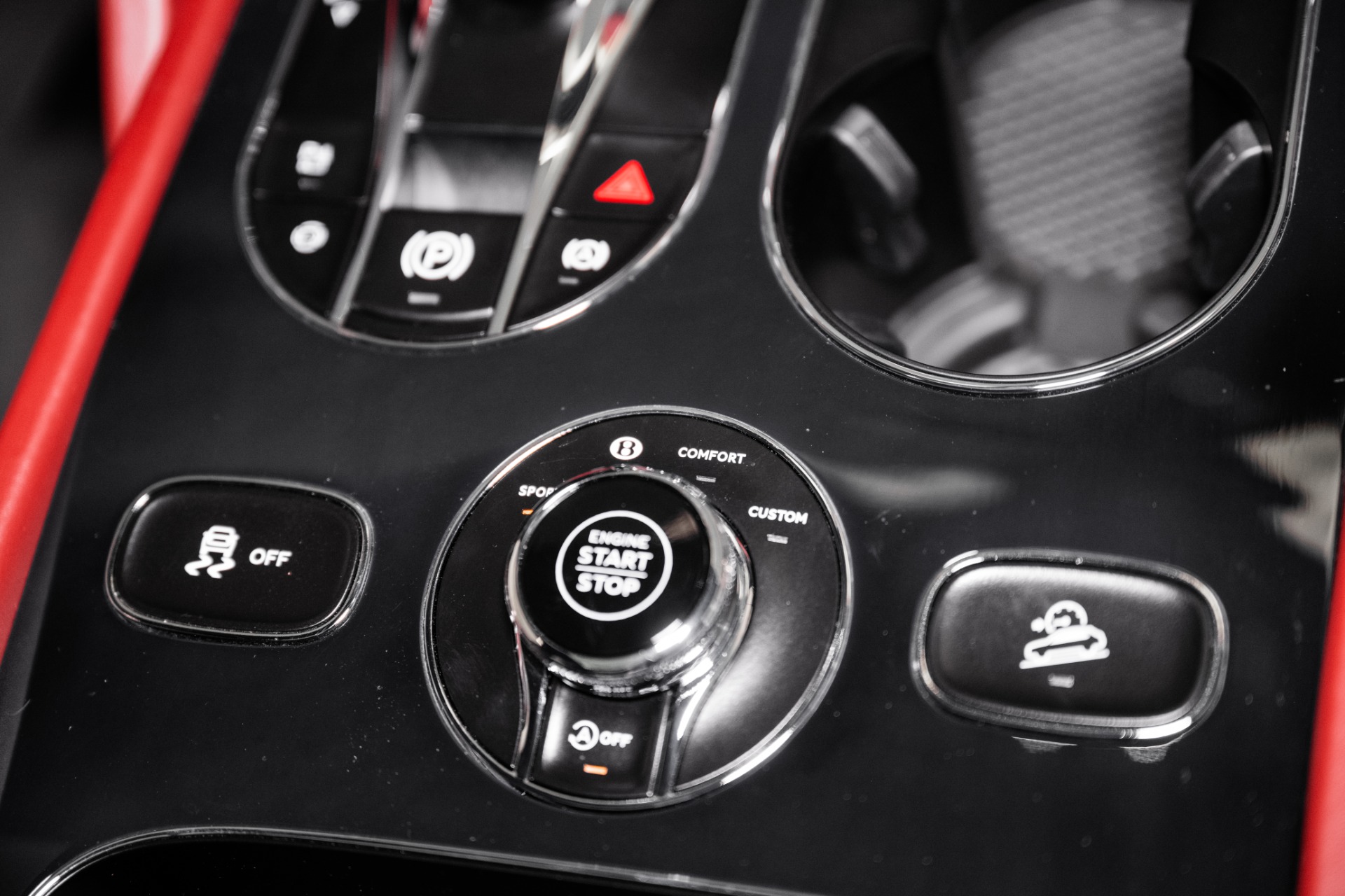 2025 Bentley Bentayga EWB Azure V8 photo 53