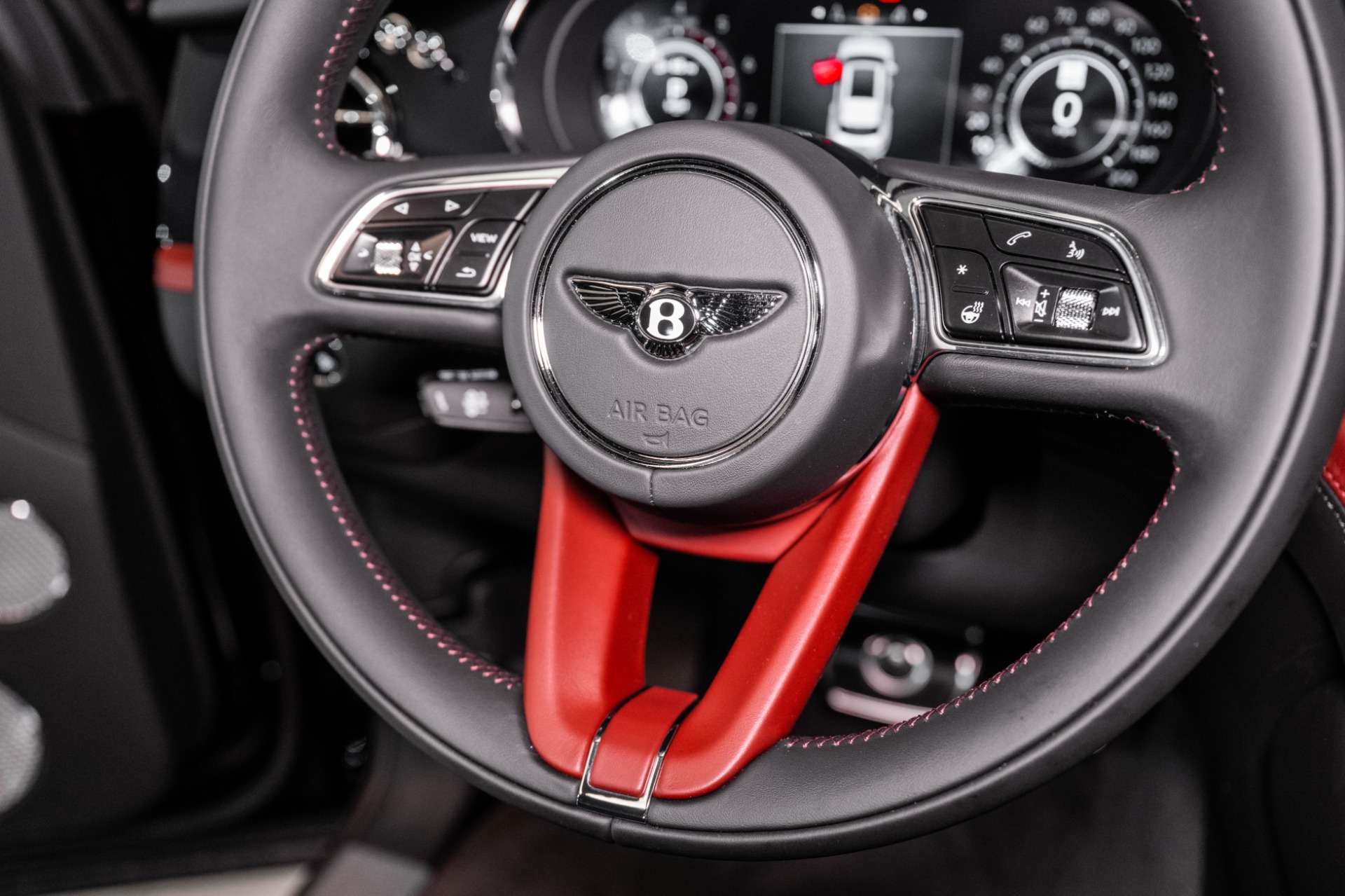 2025 Bentley Bentayga EWB Azure V8 photo 54