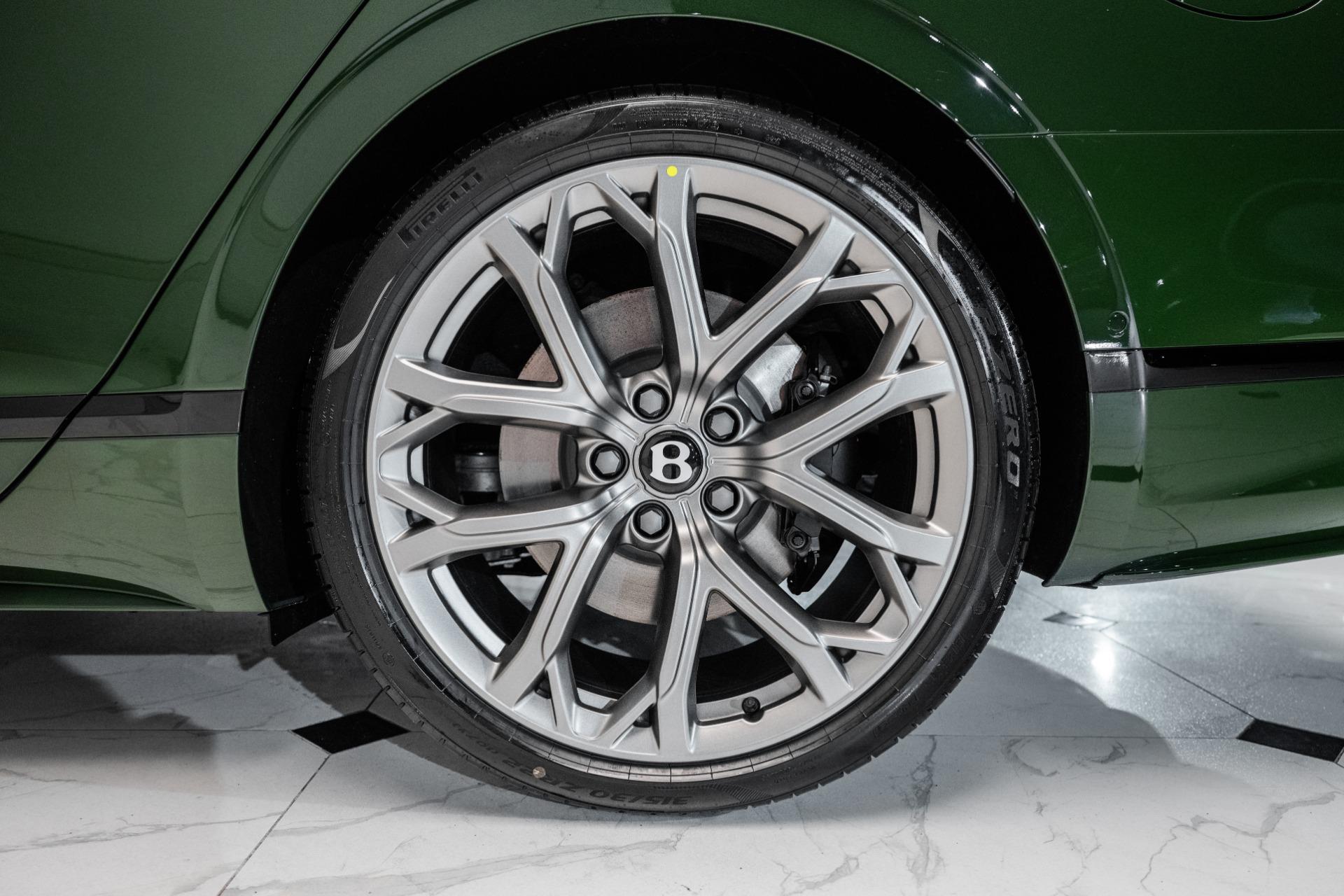 2025 Bentley Flying Spur Speed photo 13