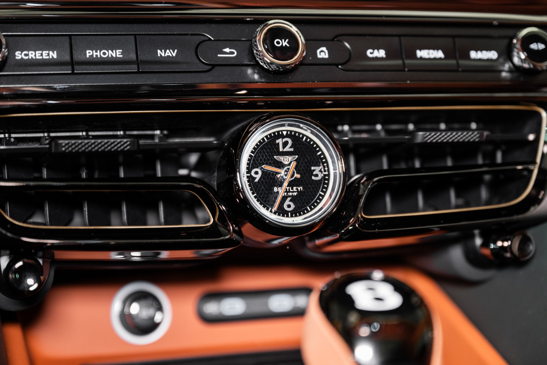 2025 Bentley Flying Spur Speed photo 37