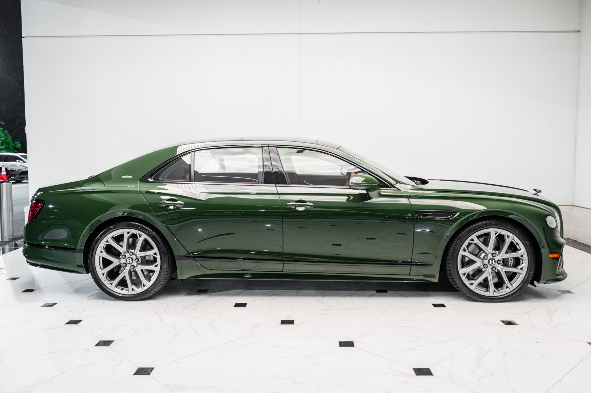2025 Bentley Flying Spur Speed photo 3