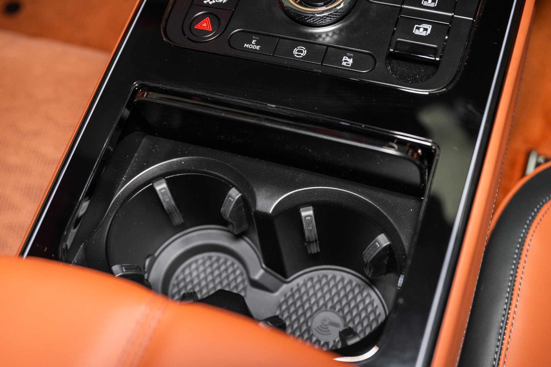 2025 Bentley Flying Spur Speed photo 48