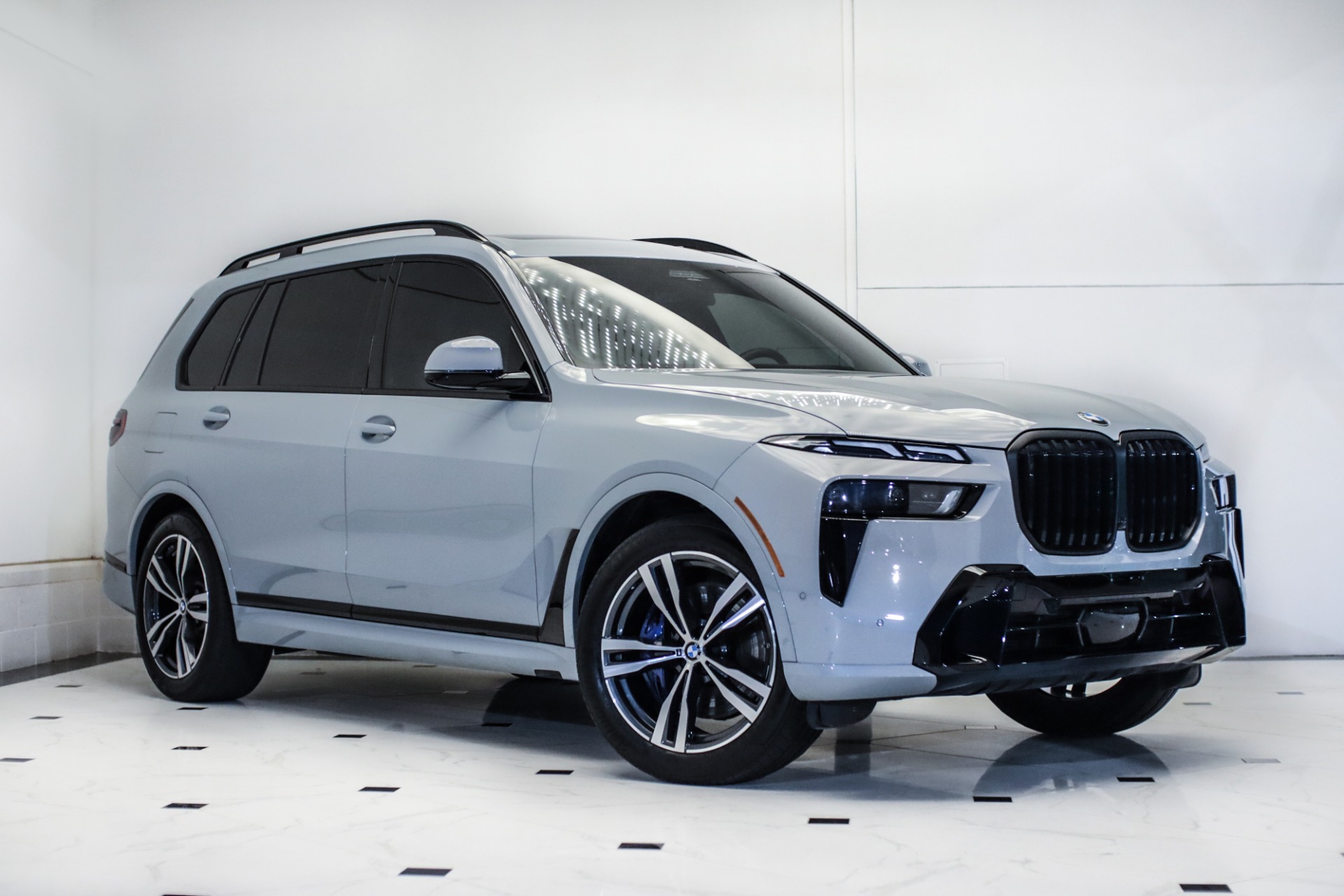 Used 2023 BMW X7 M Sport Package xDrive40i For Sale (Sold) | Exclusive ...