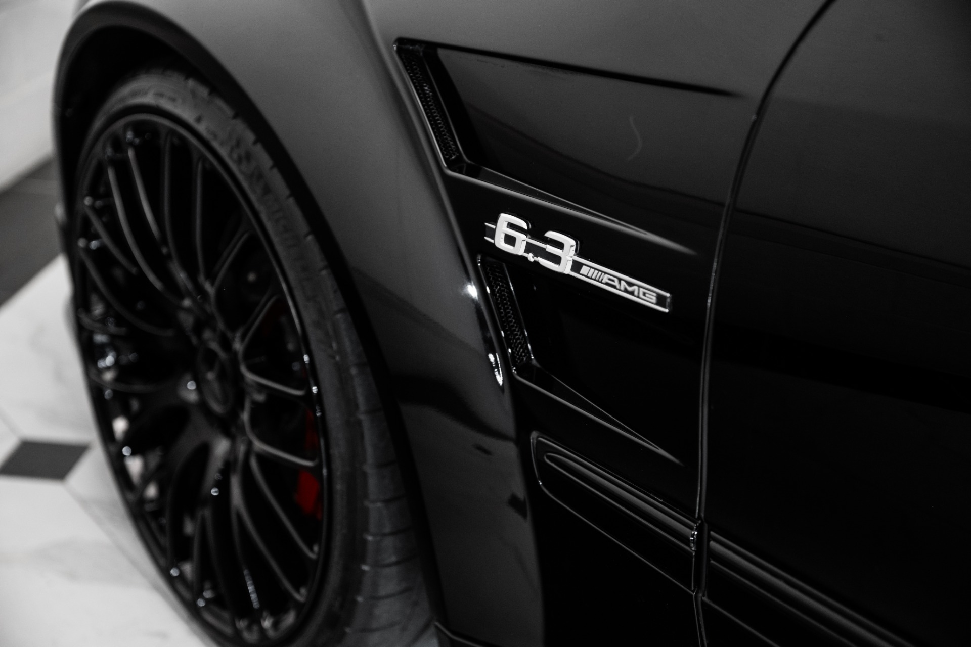 2008 Mercedes Benz CLK 63 AMG photo 12