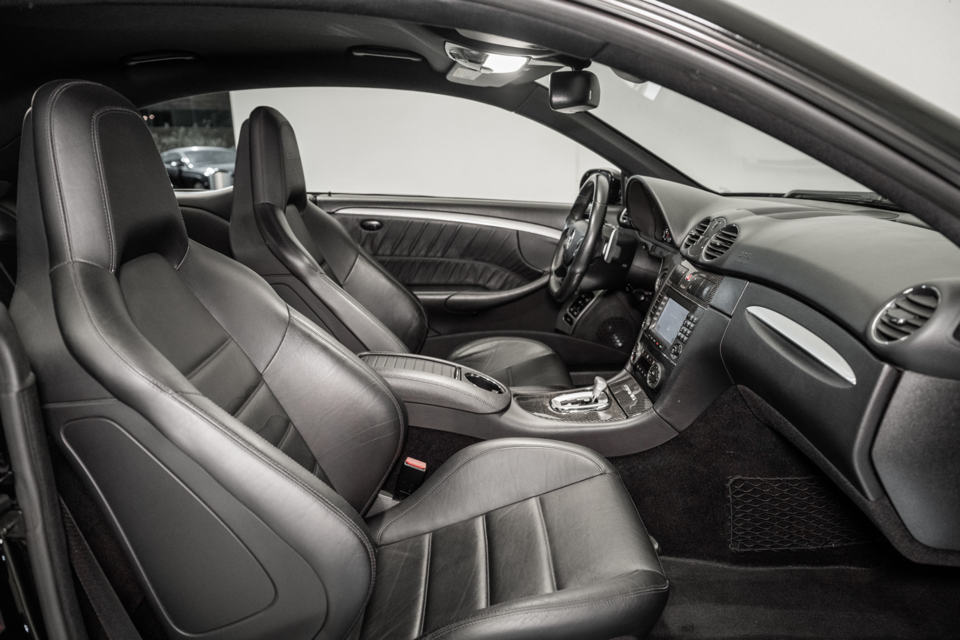 2008 Mercedes Benz CLK 63 AMG photo 27