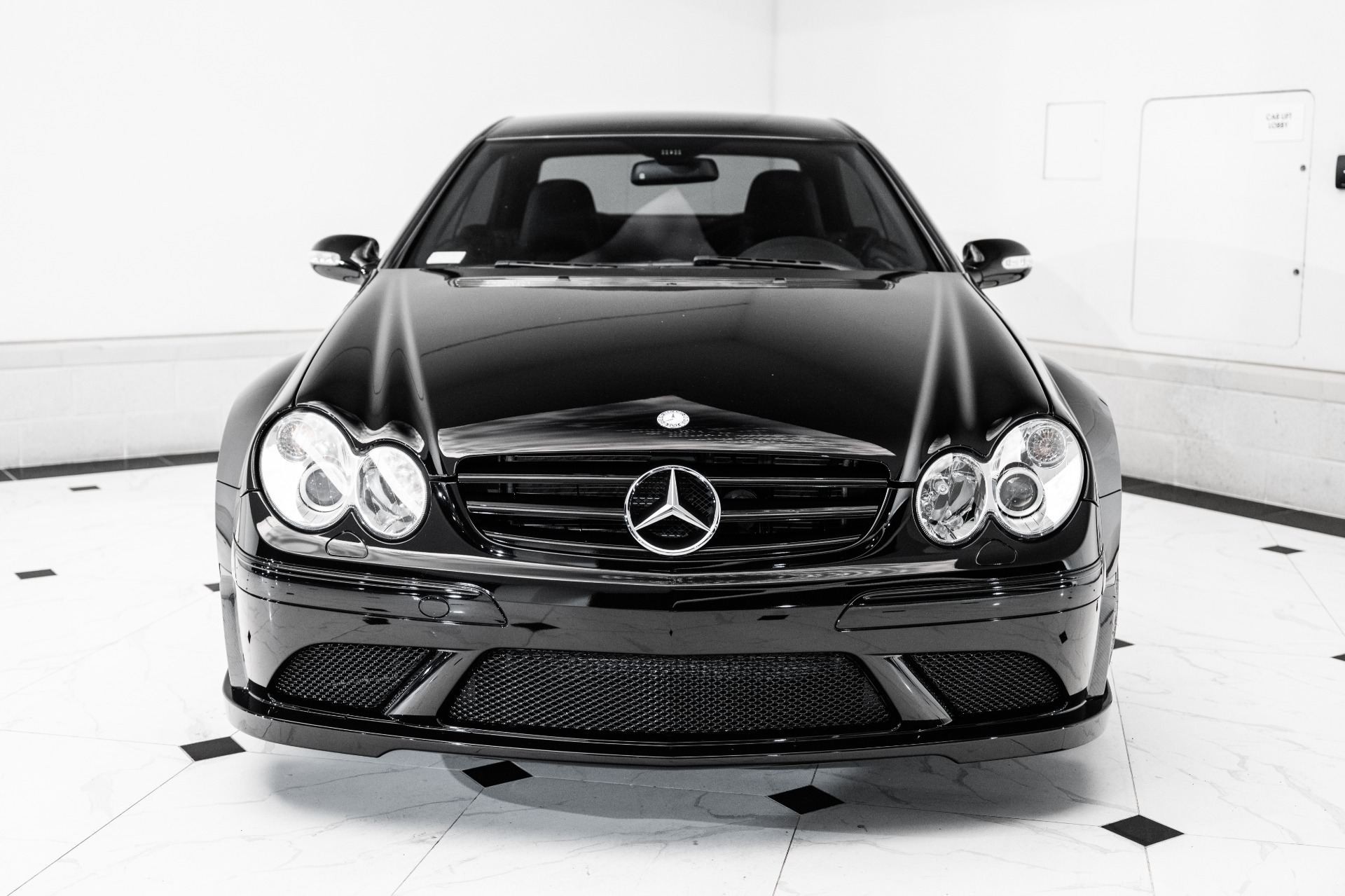 2008 Mercedes Benz CLK 63 AMG photo 4