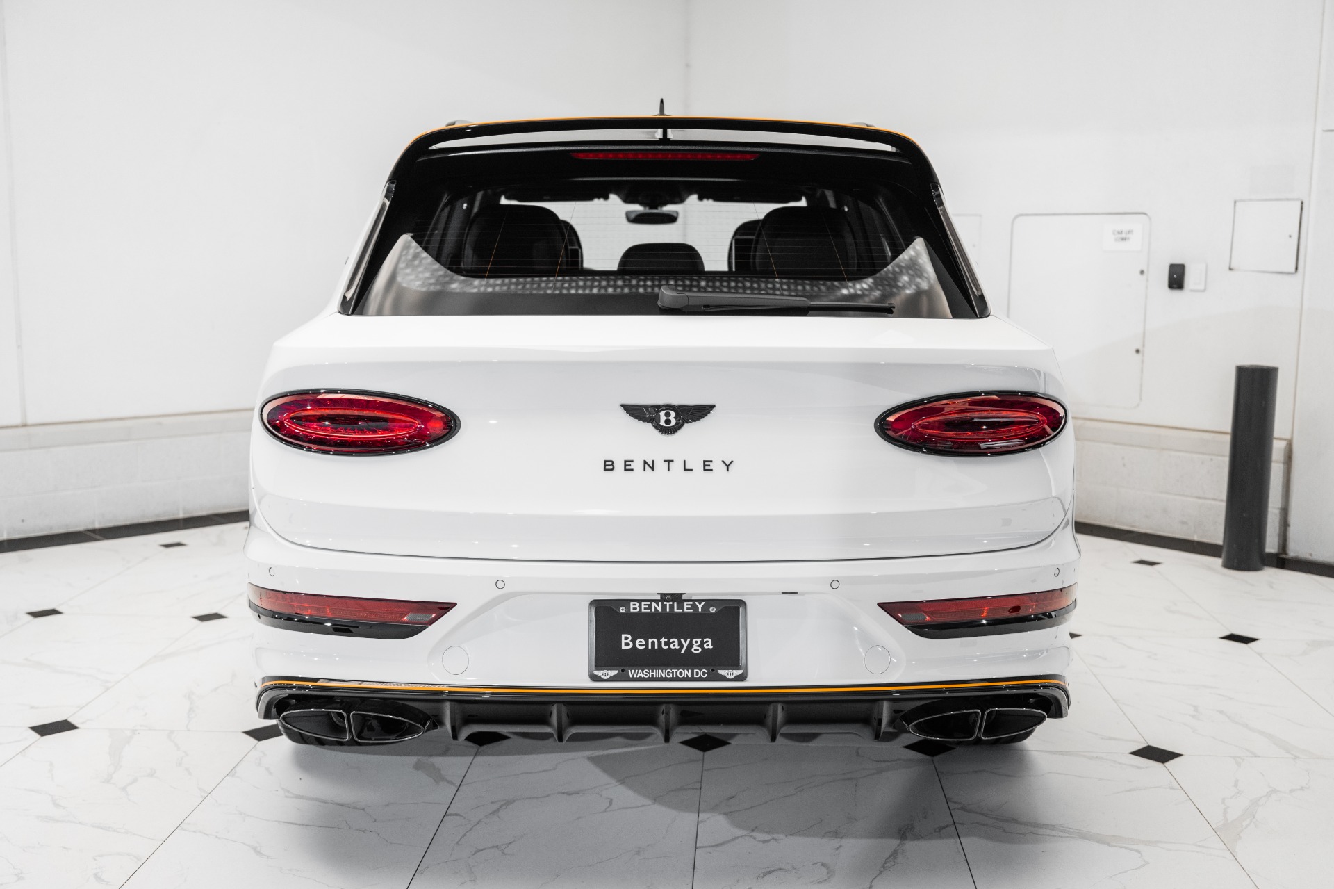 2025 Bentley Bentayga S photo 9