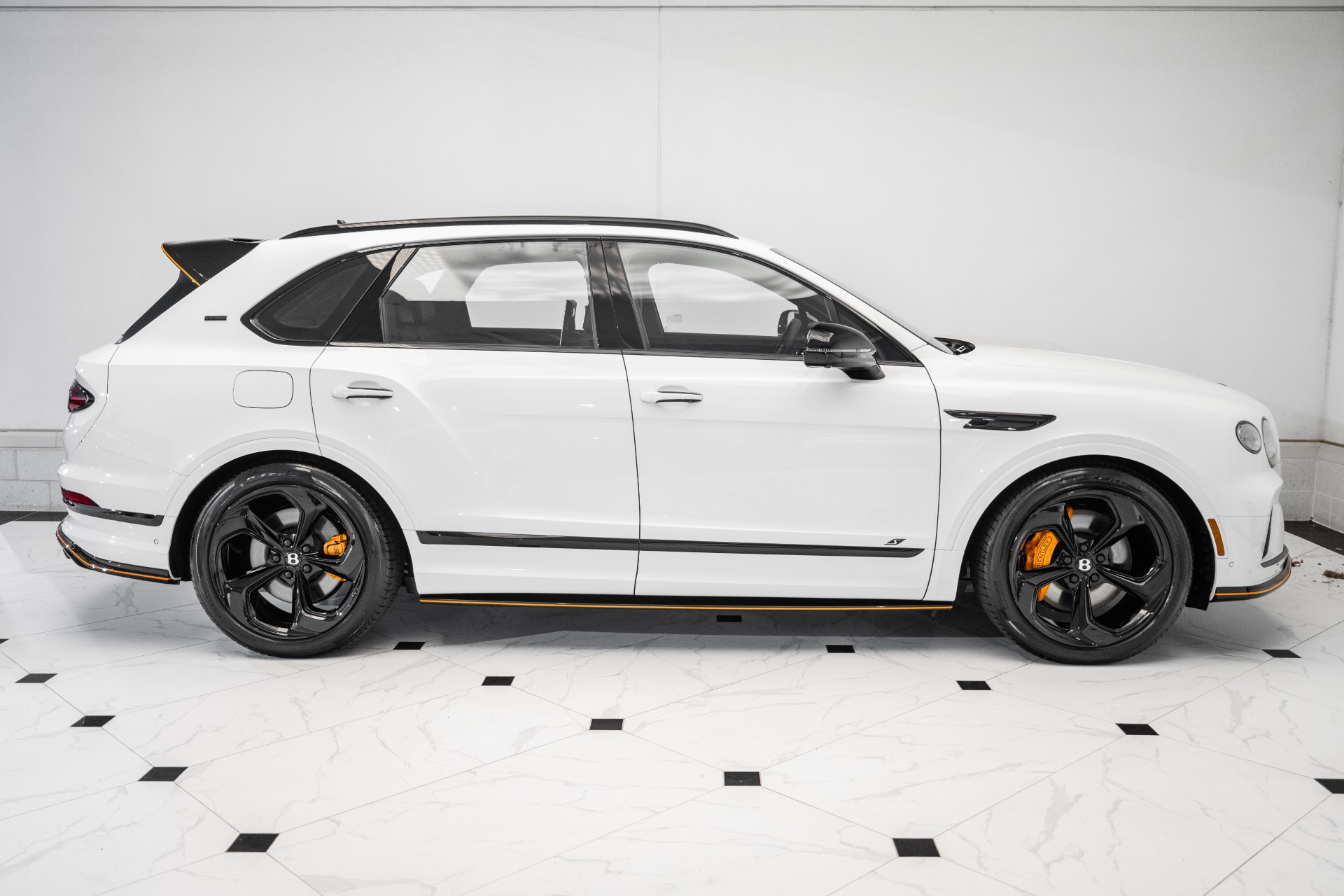2025 Bentley Bentayga S photo 5