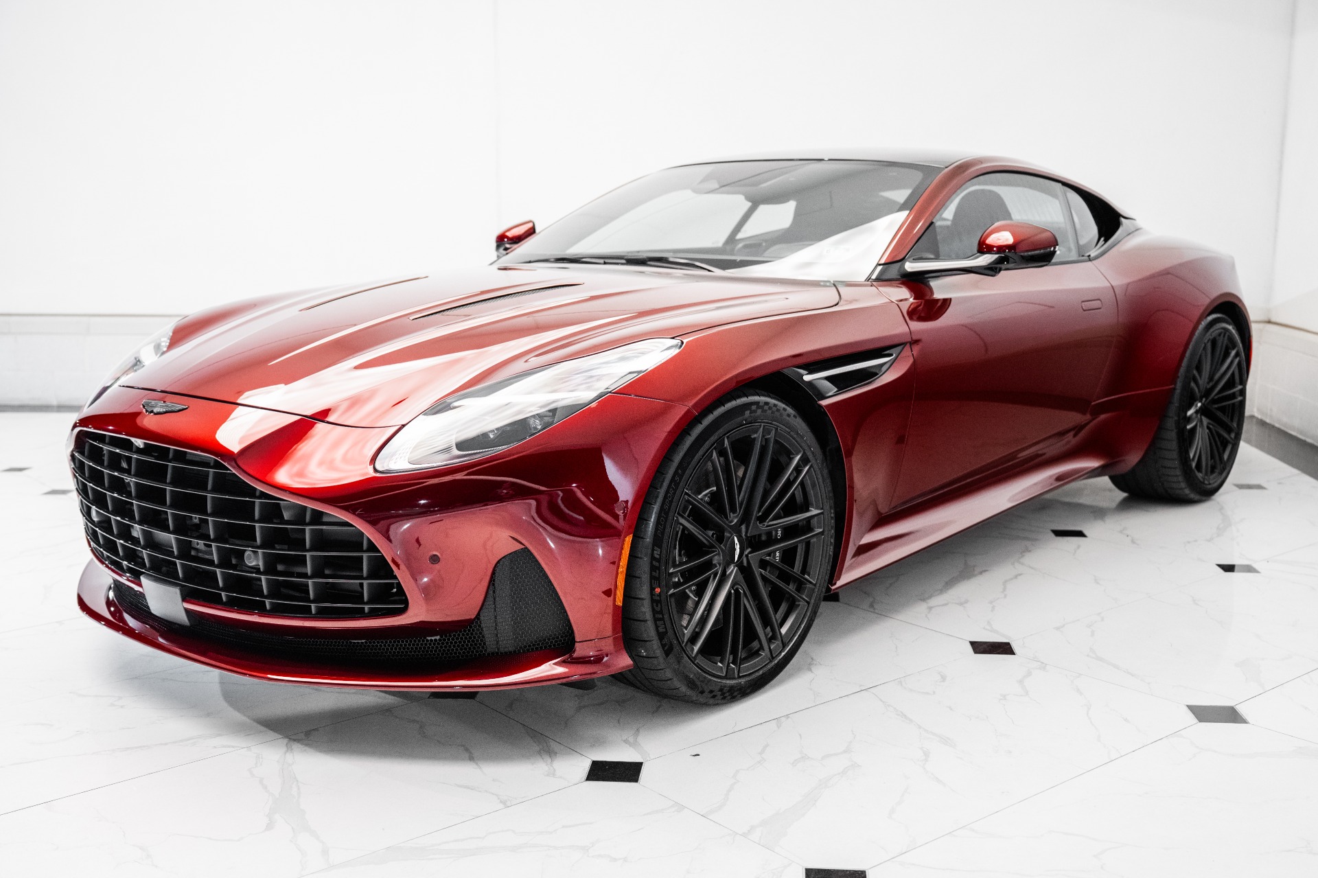 2025 Aston Martin DB12 AM5 photo 38