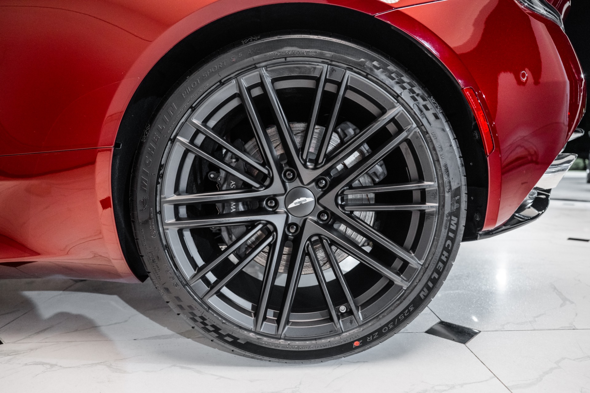 2025 Aston Martin DB12 AM5 photo 43
