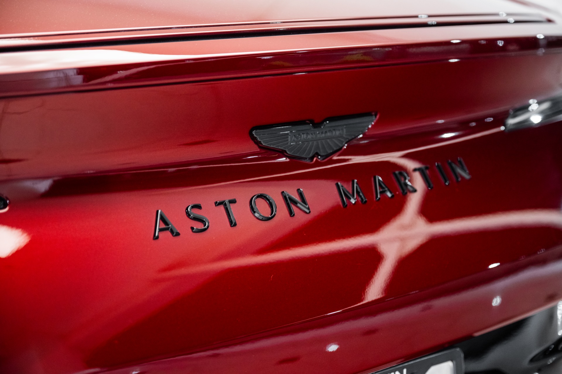 2025 Aston Martin DB12 AM5 photo 7