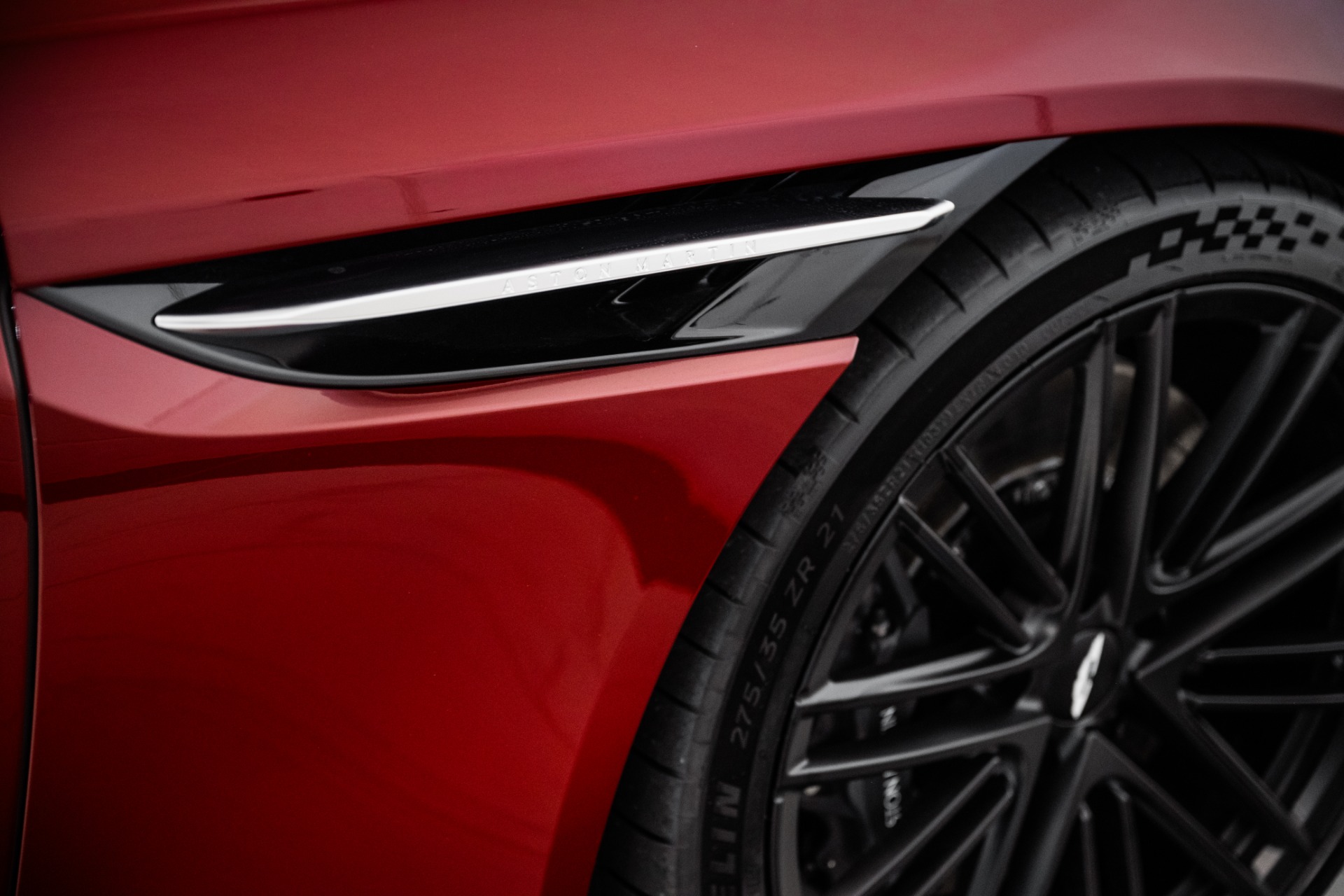 2025 Aston Martin DB12 AM5 photo 8