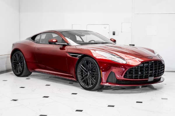2025 Aston Martin DB12