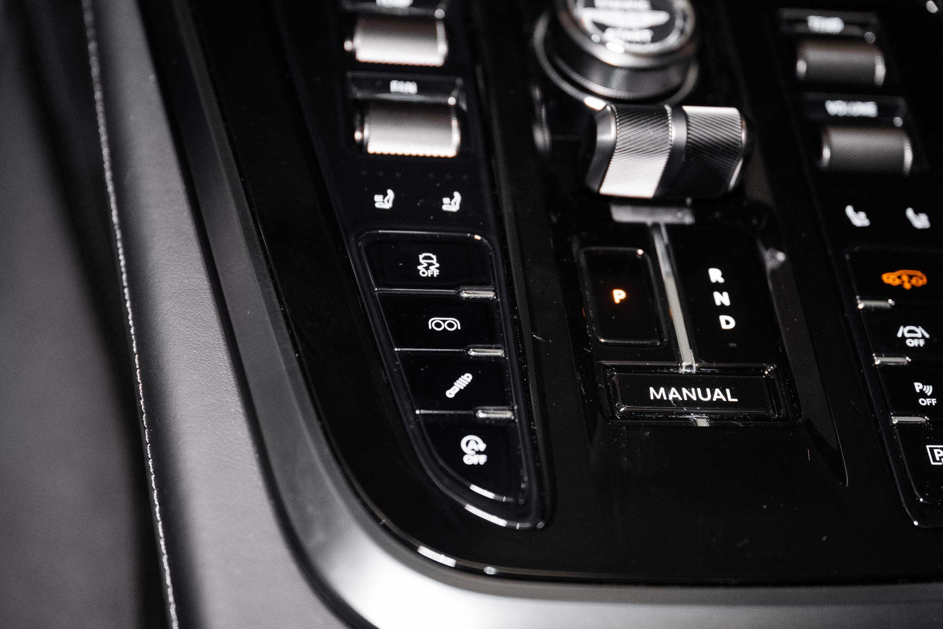2025 Aston Martin DBX 707 - Photo 44