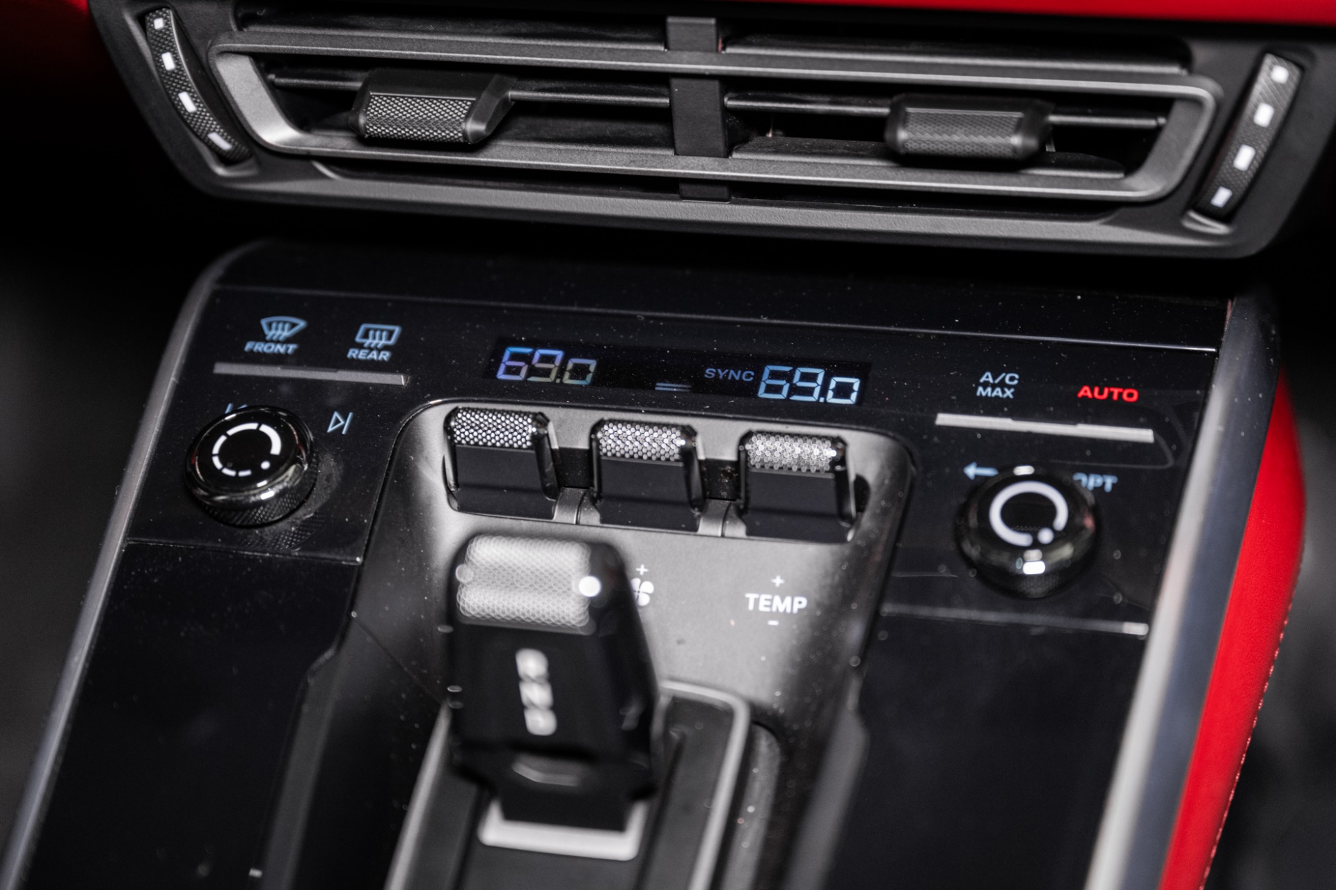 2022 Porsche 911 Turbo S - Photo 39