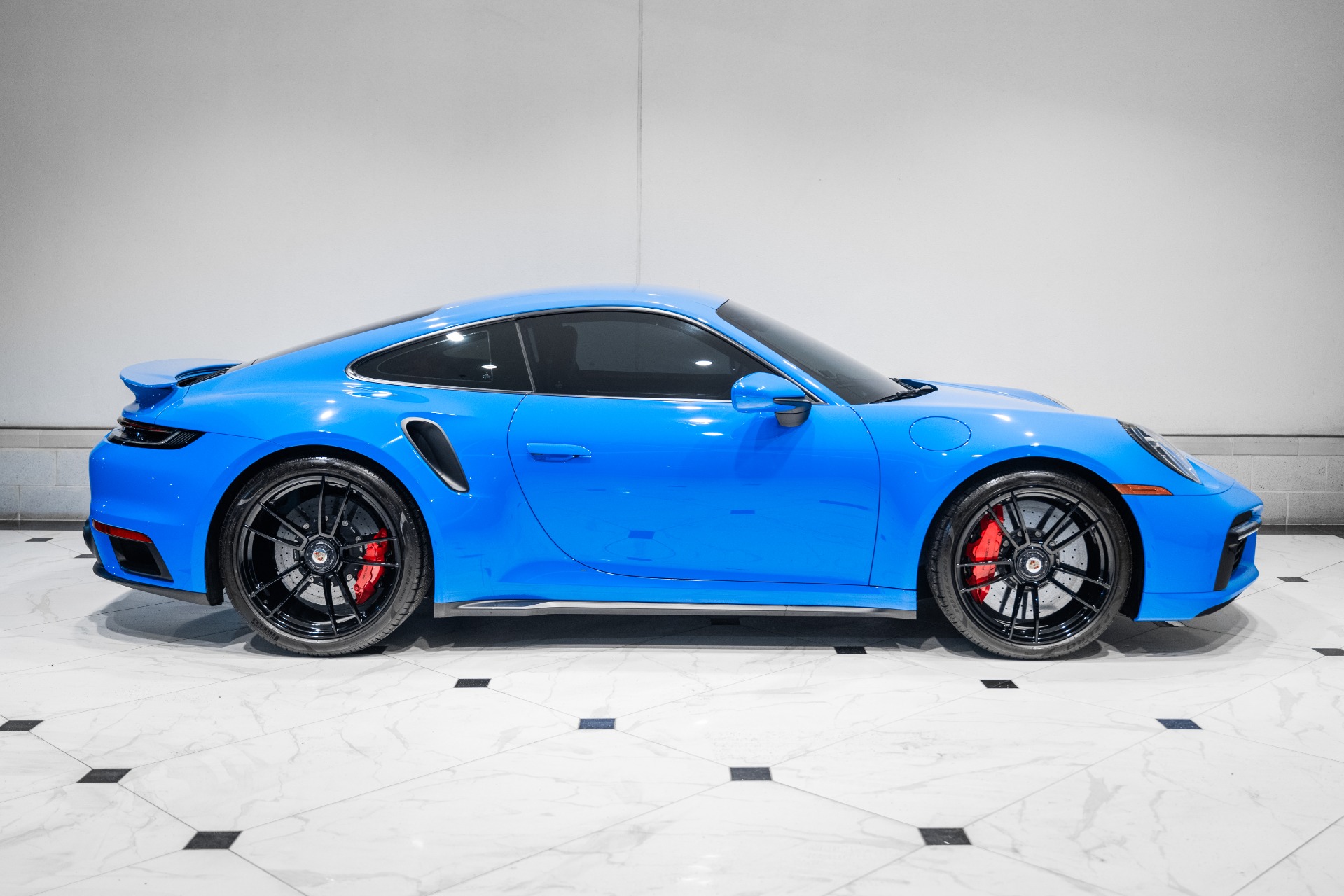 2022 Porsche 911 Turbo S - Photo 6