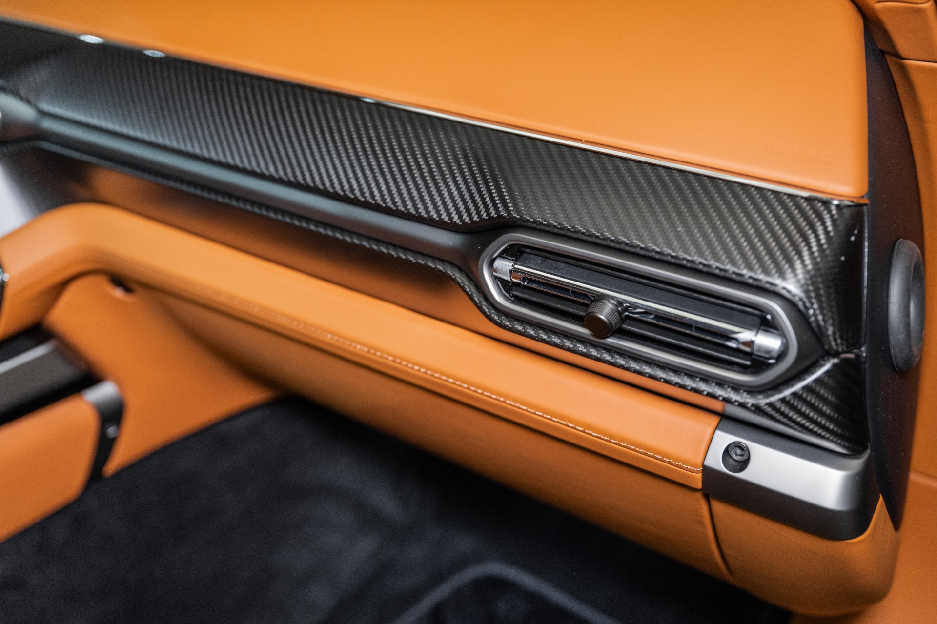 2025 Aston Martin Vanquish Base - Photo 18