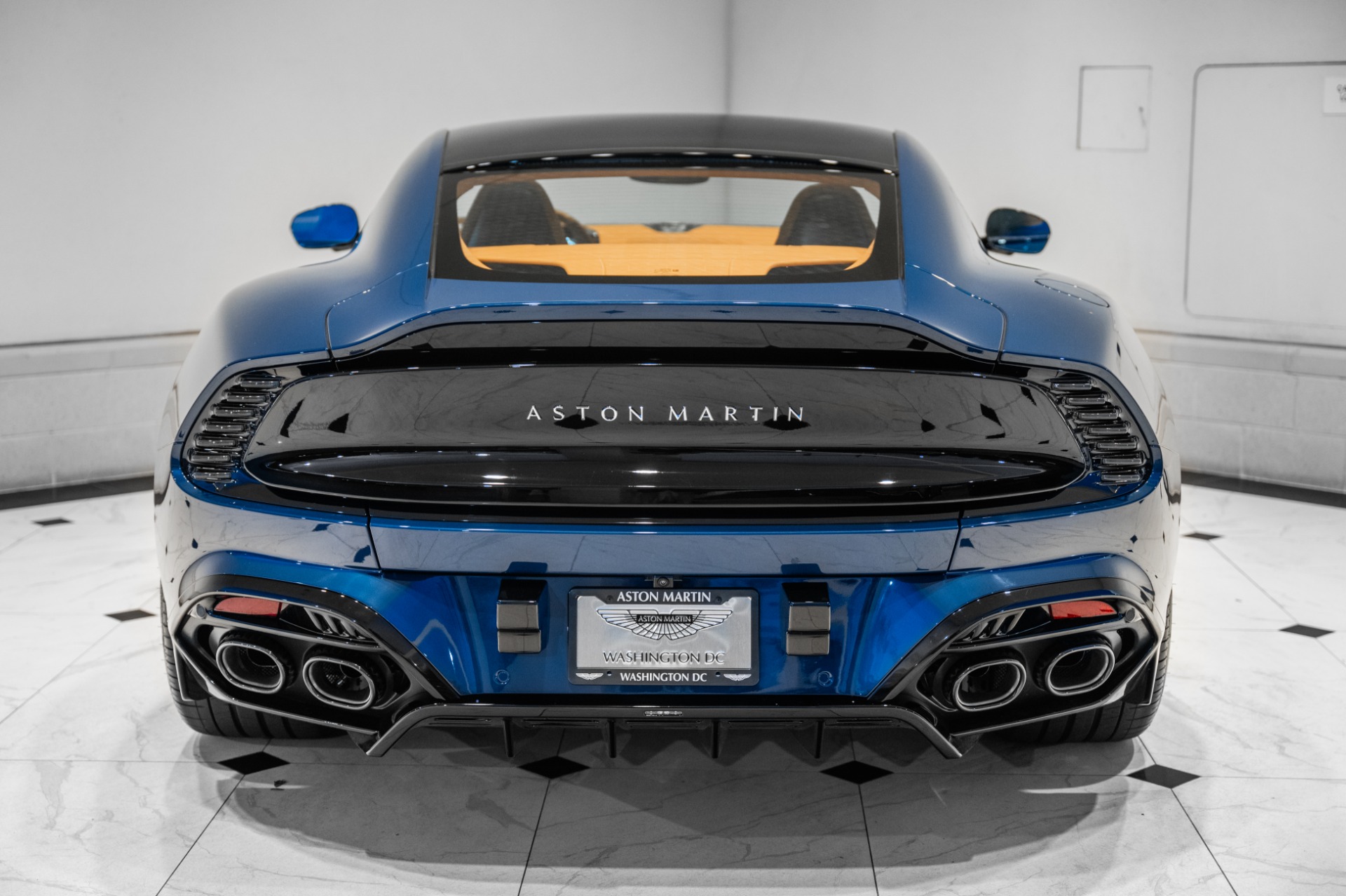 2025 Aston Martin Vanquish Base - Photo 45