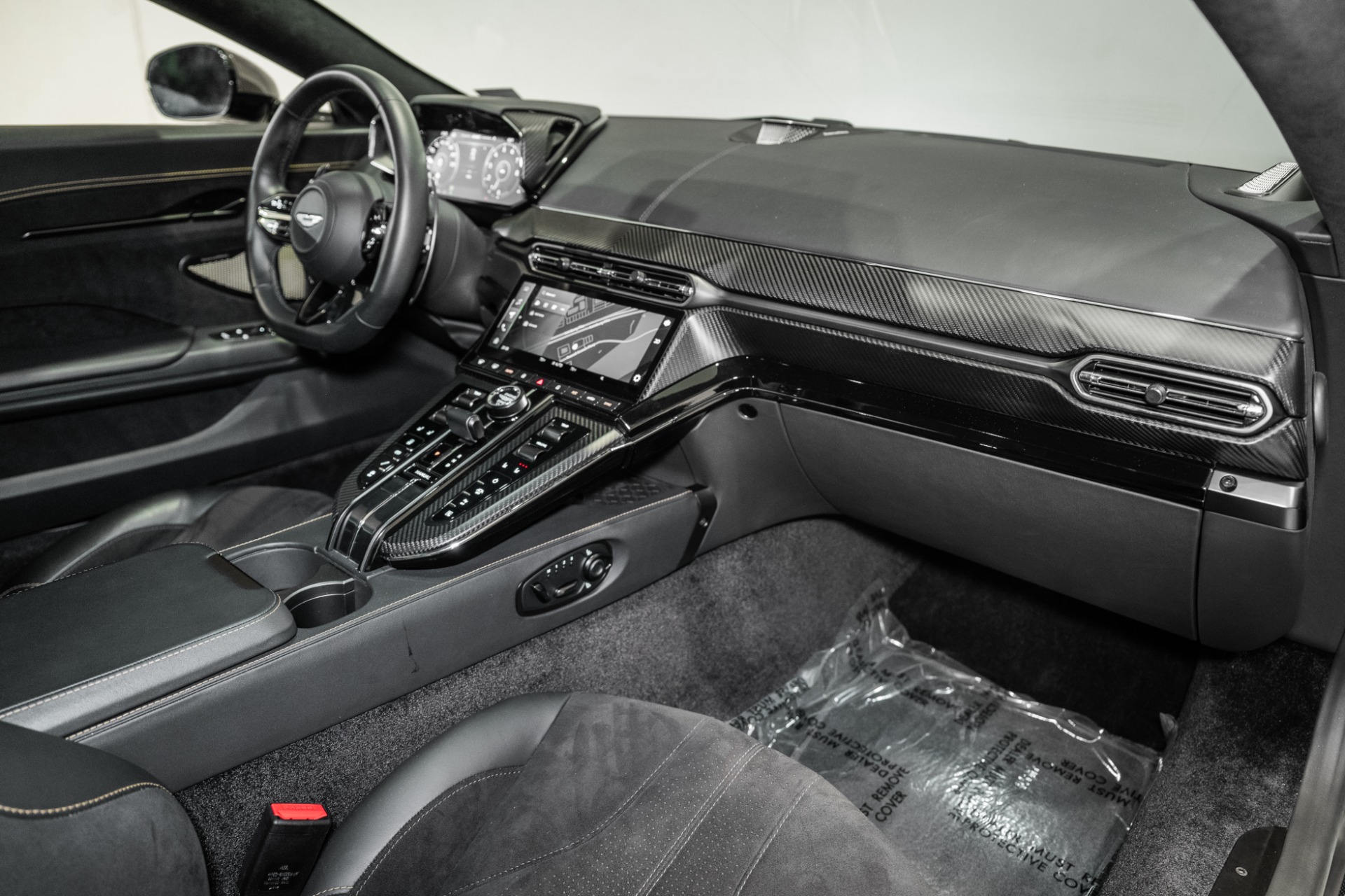 2025 Aston Martin Vantage Base - Photo 15
