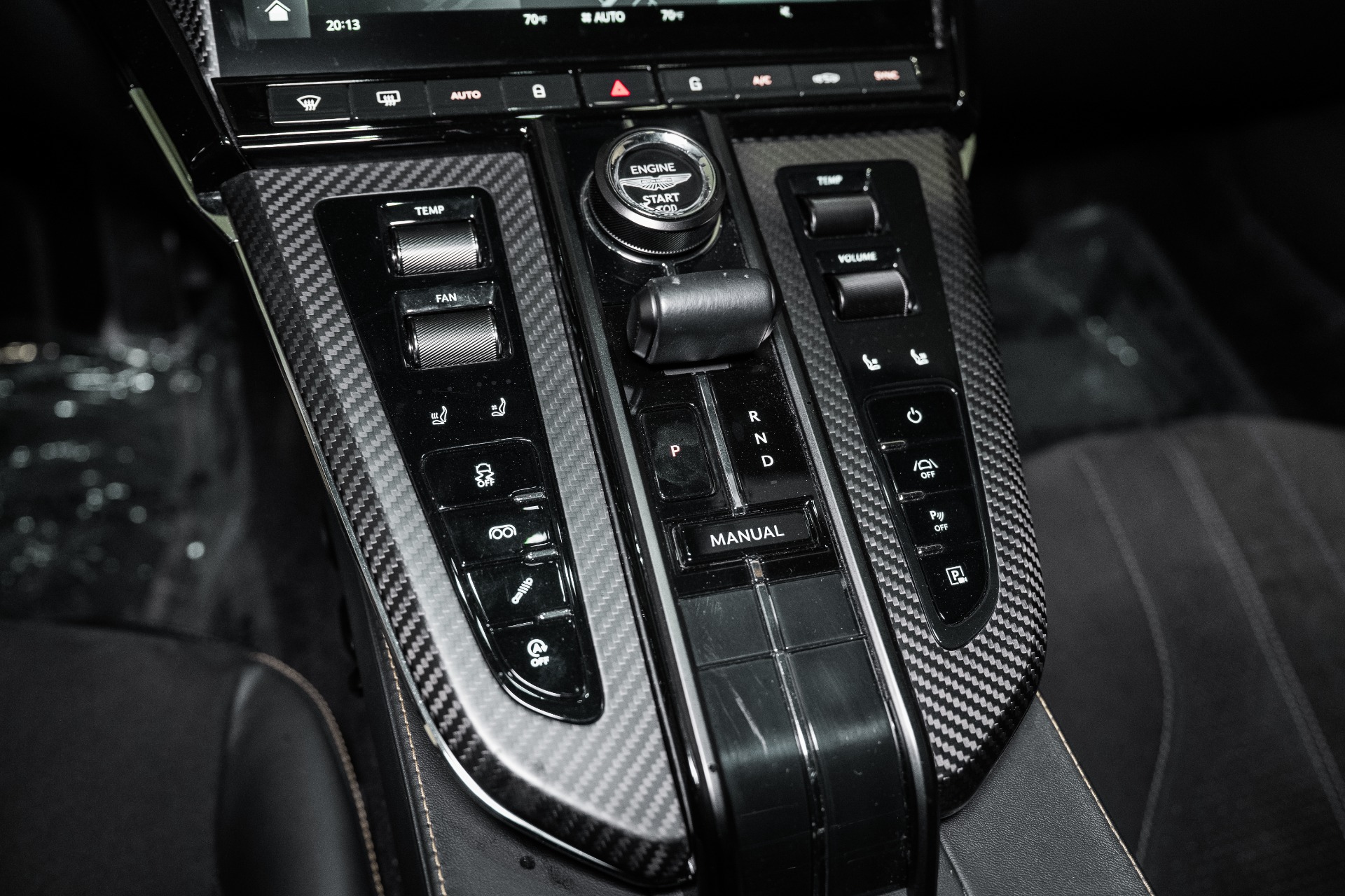 2025 Aston Martin Vantage Base - Photo 28