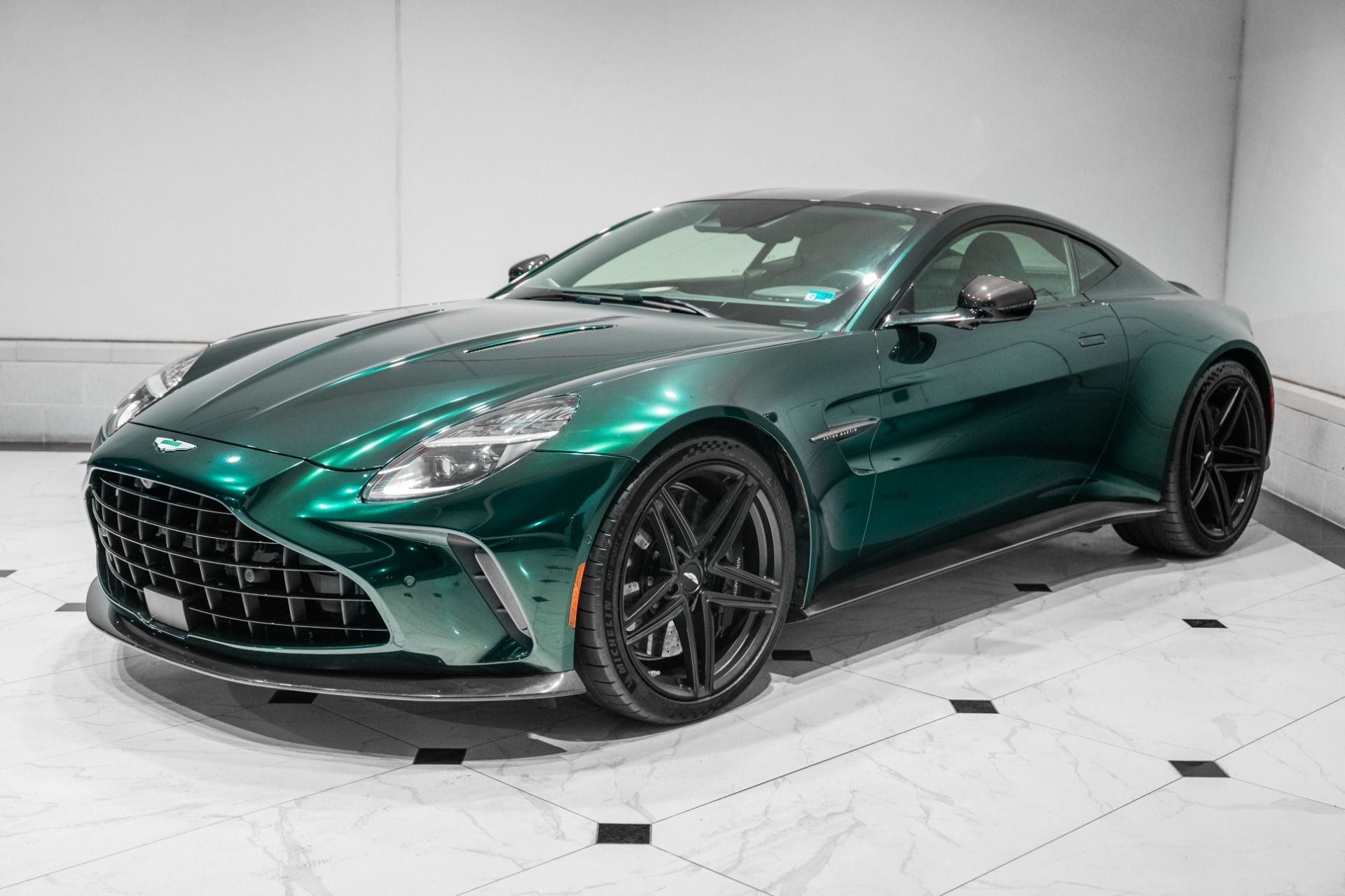 2025 Aston Martin Vantage Base - Photo 37