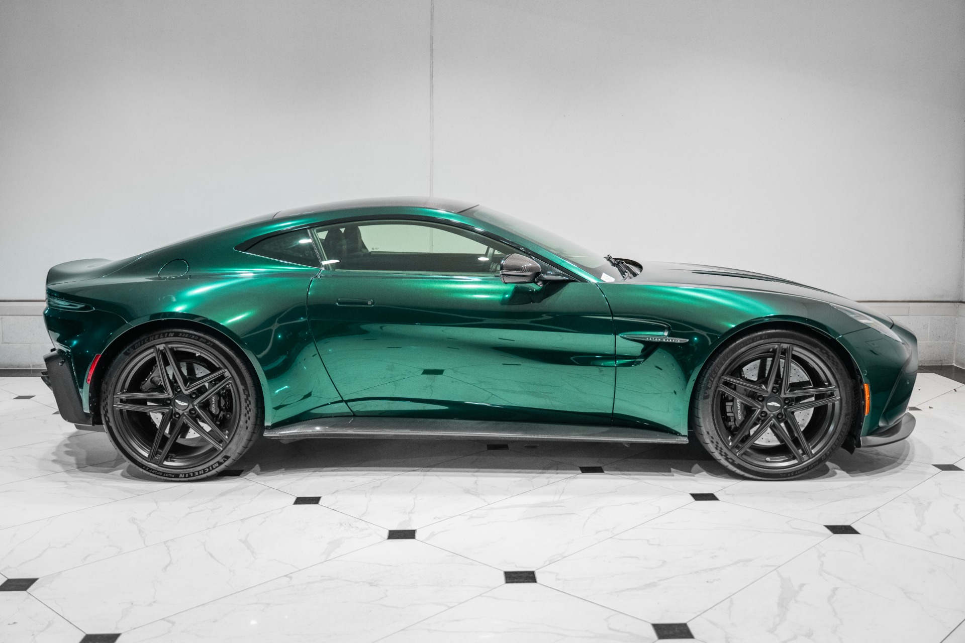 2025 Aston Martin Vantage Base - Photo 38
