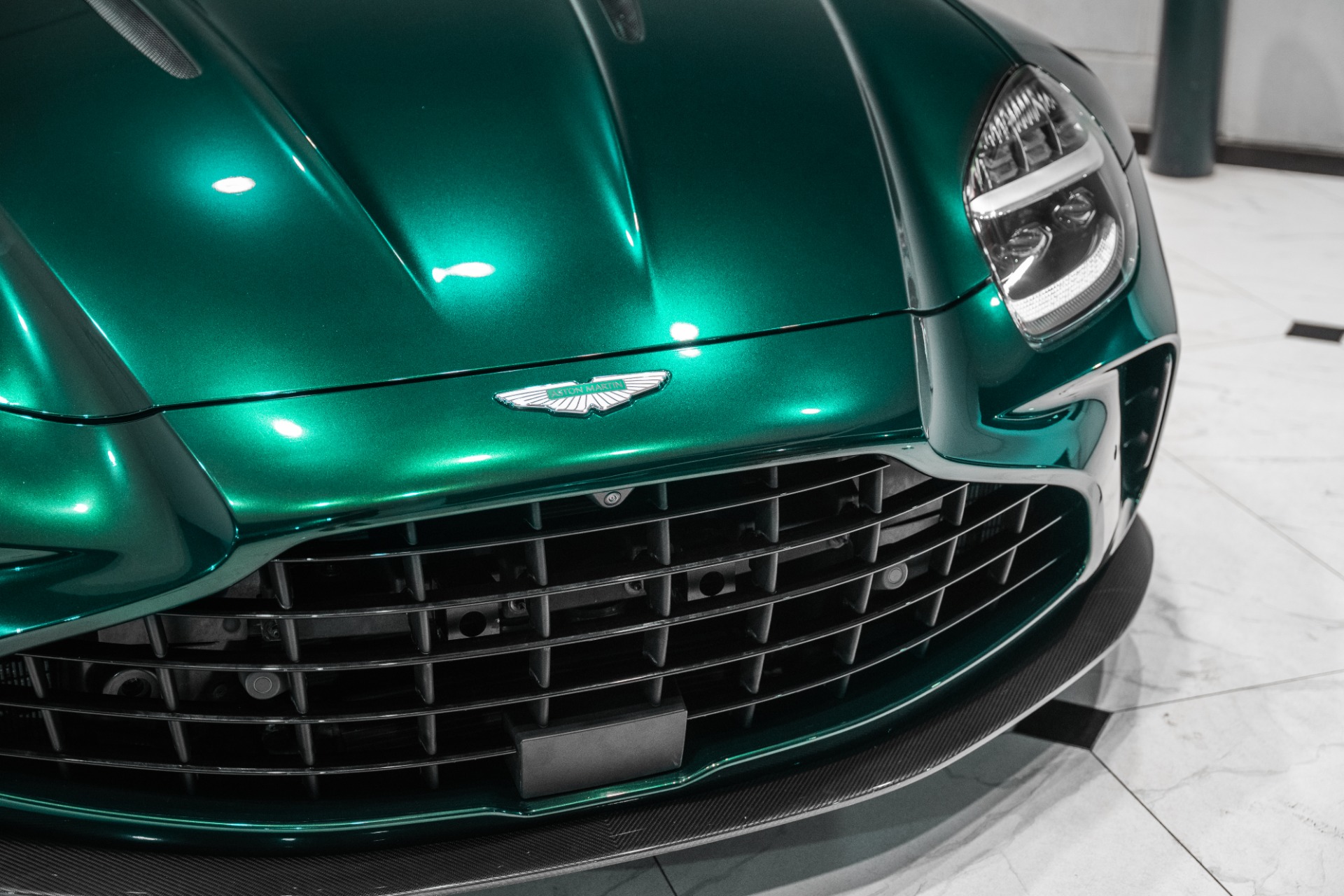 2025 Aston Martin Vantage Base - Photo 41