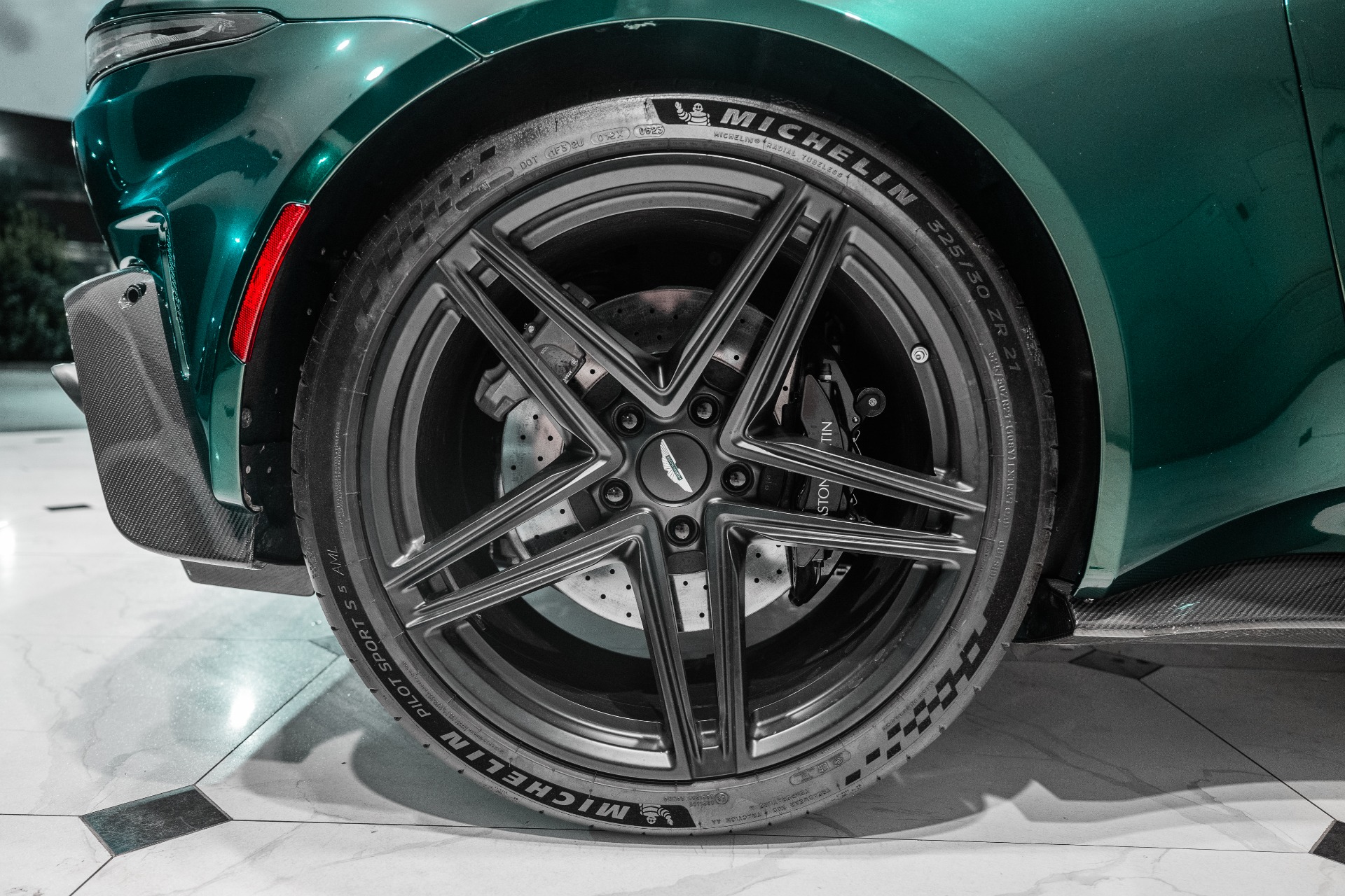 2025 Aston Martin Vantage Base - Photo 43