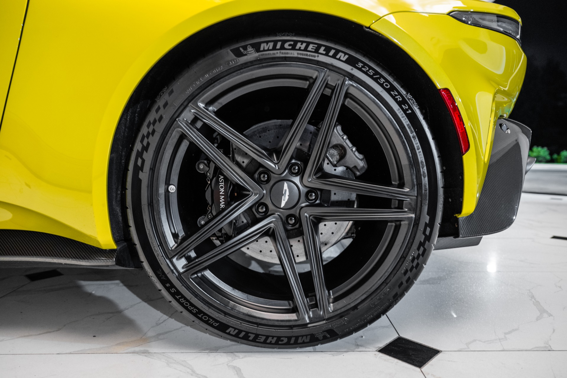 2025 Aston Martin Vantage AM6 photo 39