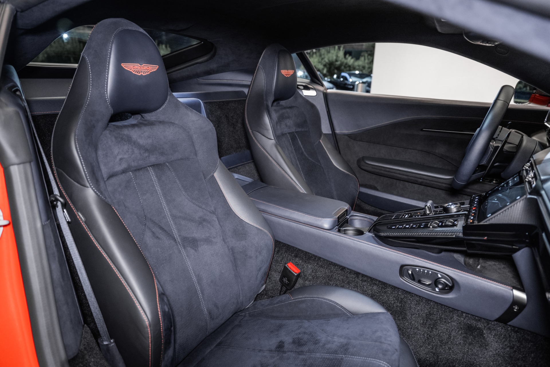 2025 Aston Martin Vantage AM6 photo 15