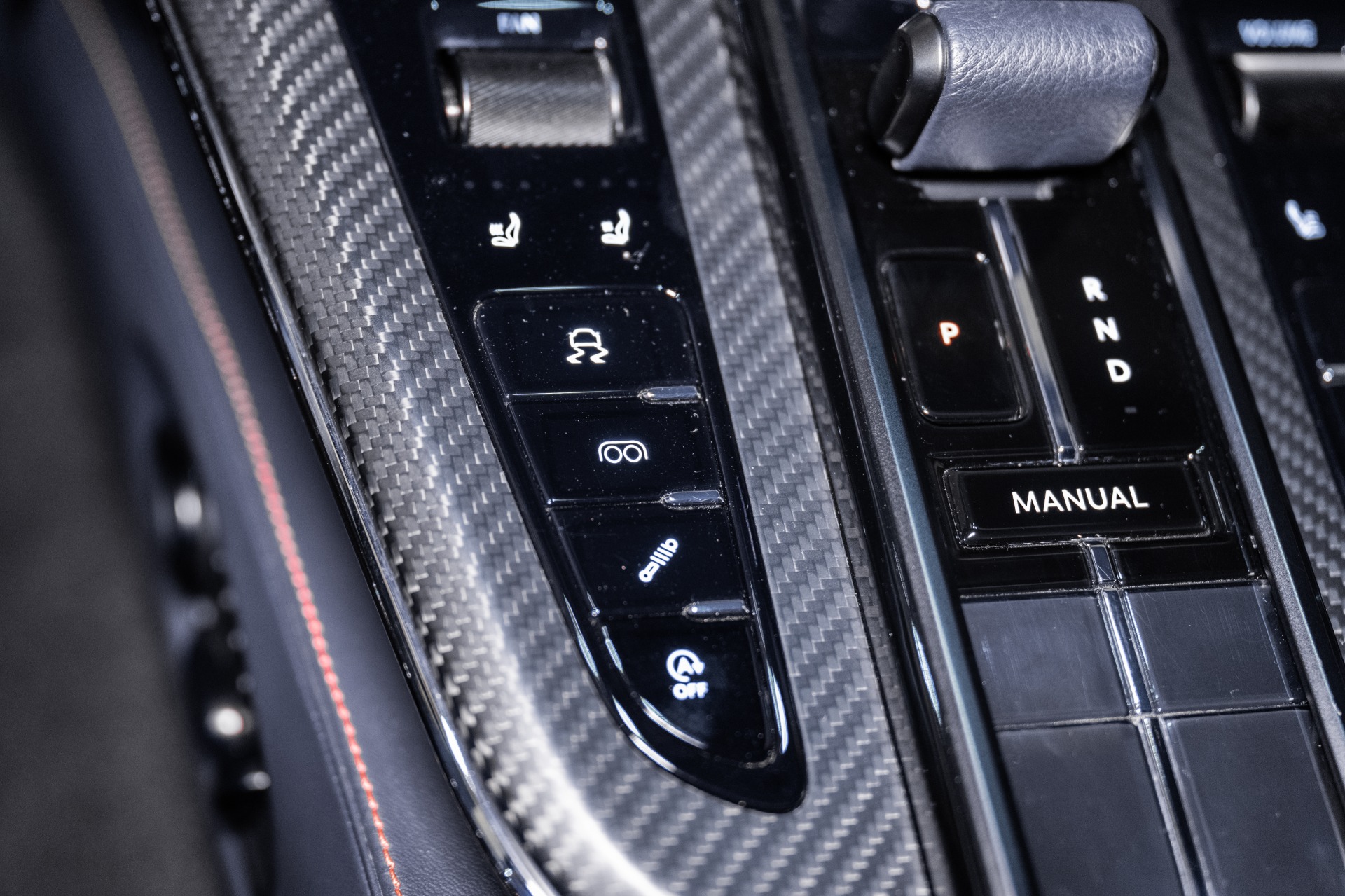2025 Aston Martin Vantage AM6 photo 33