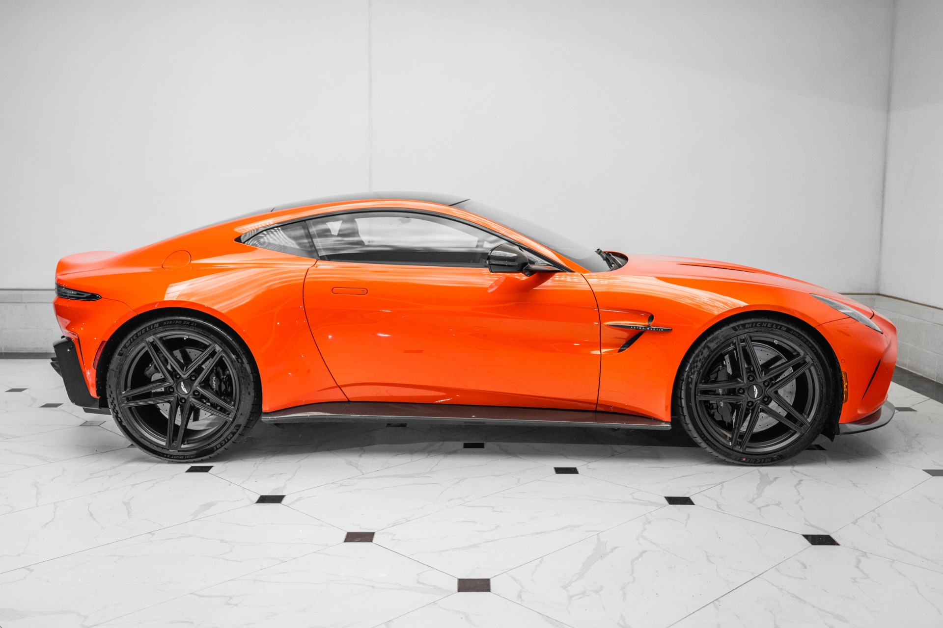 2025 Aston Martin Vantage AM6 photo 36