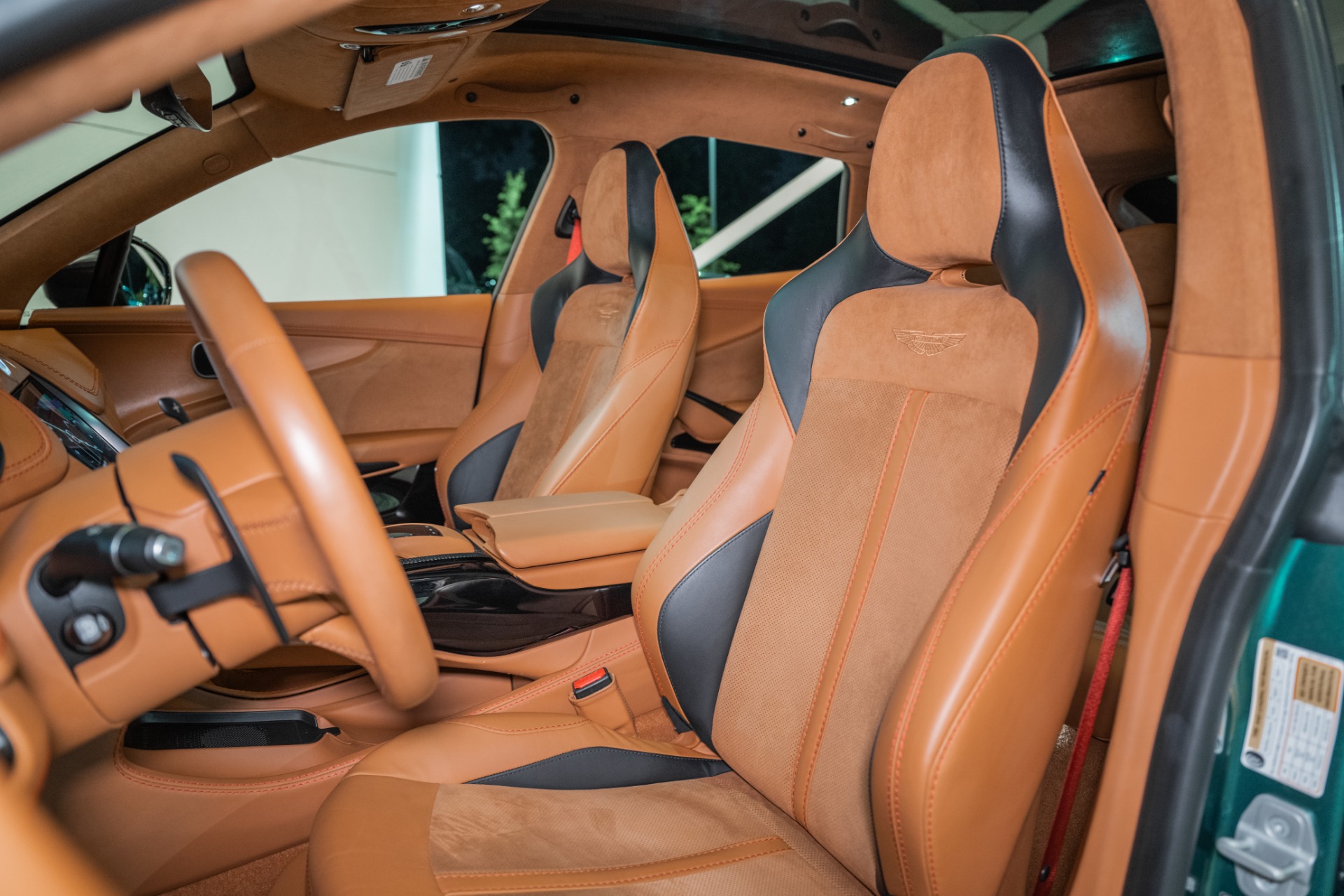 2023 Aston Martin DBX DBX707 photo 11
