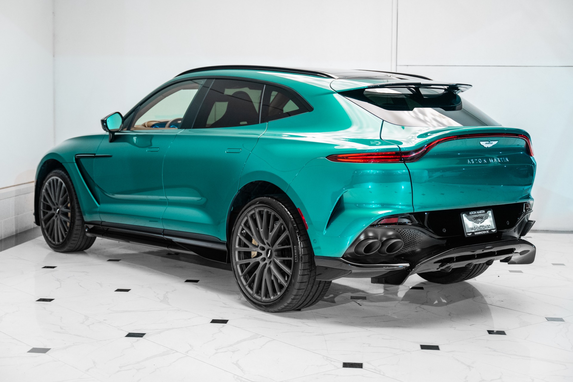 2023 Aston Martin DBX DBX707 photo 2