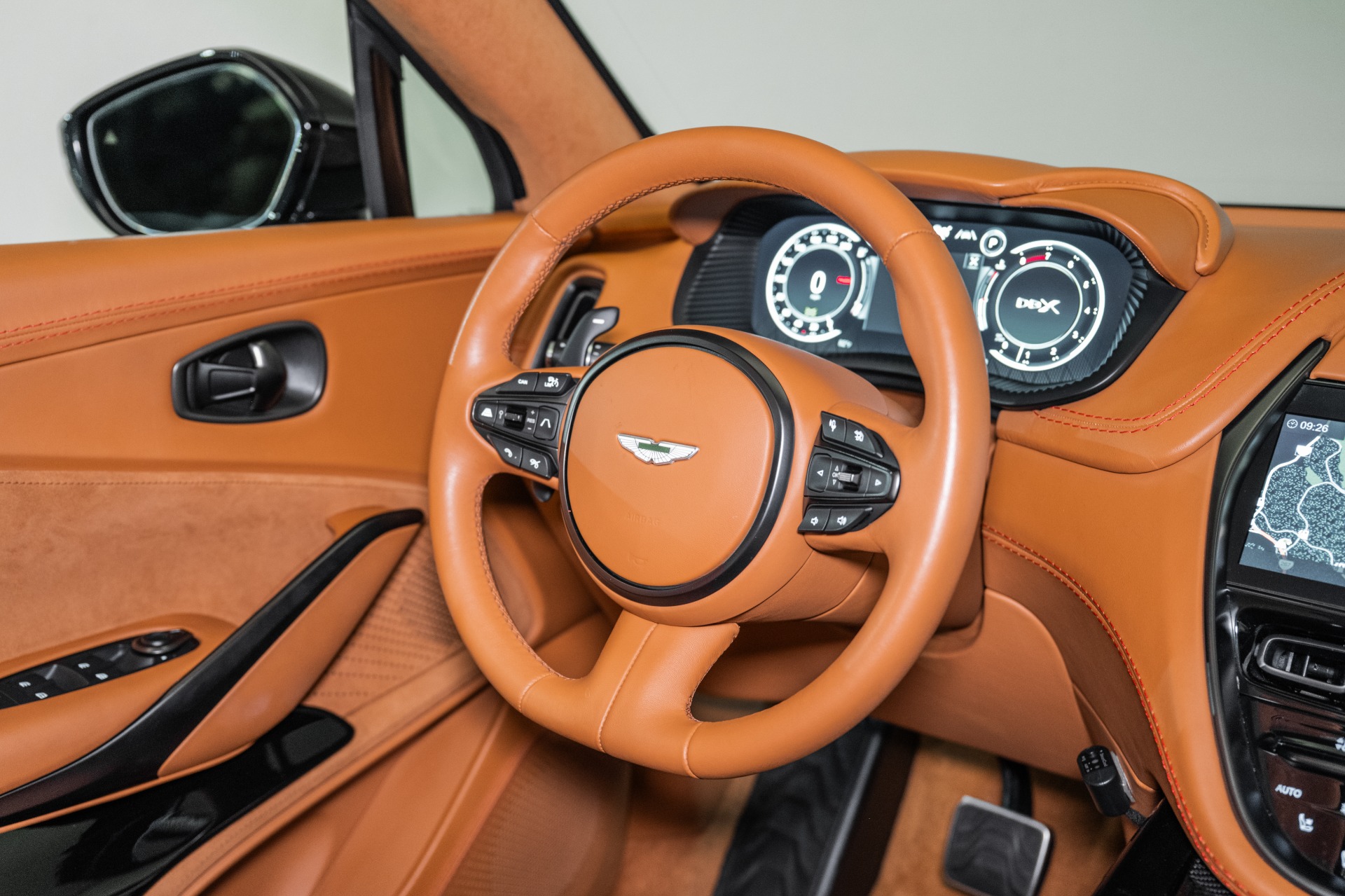 2023 Aston Martin DBX DBX707 photo 22
