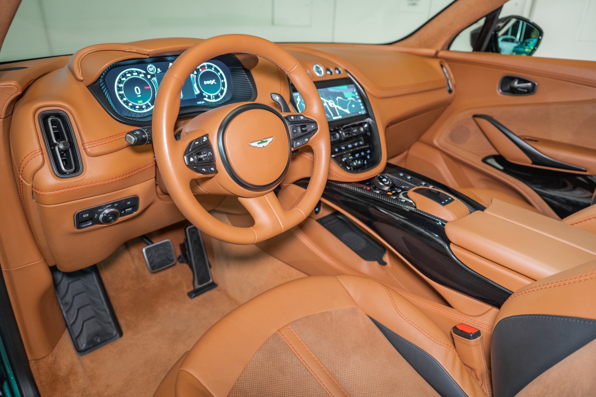 2023 Aston Martin DBX DBX707 photo 3