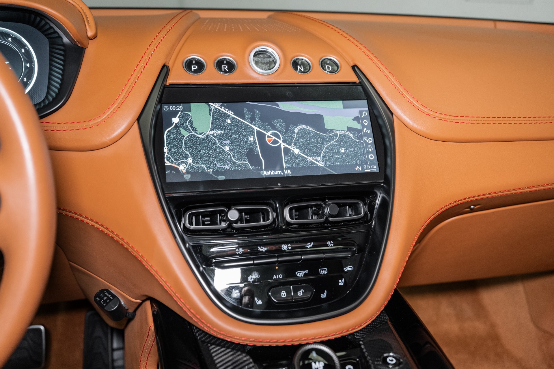 2023 Aston Martin DBX DBX707 photo 25