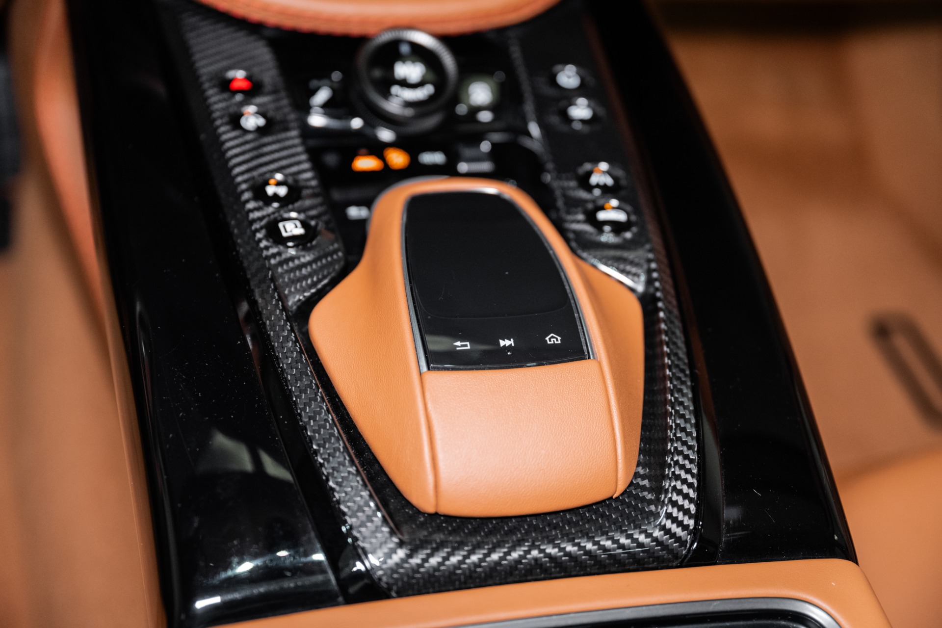 2023 Aston Martin DBX DBX707 photo 34