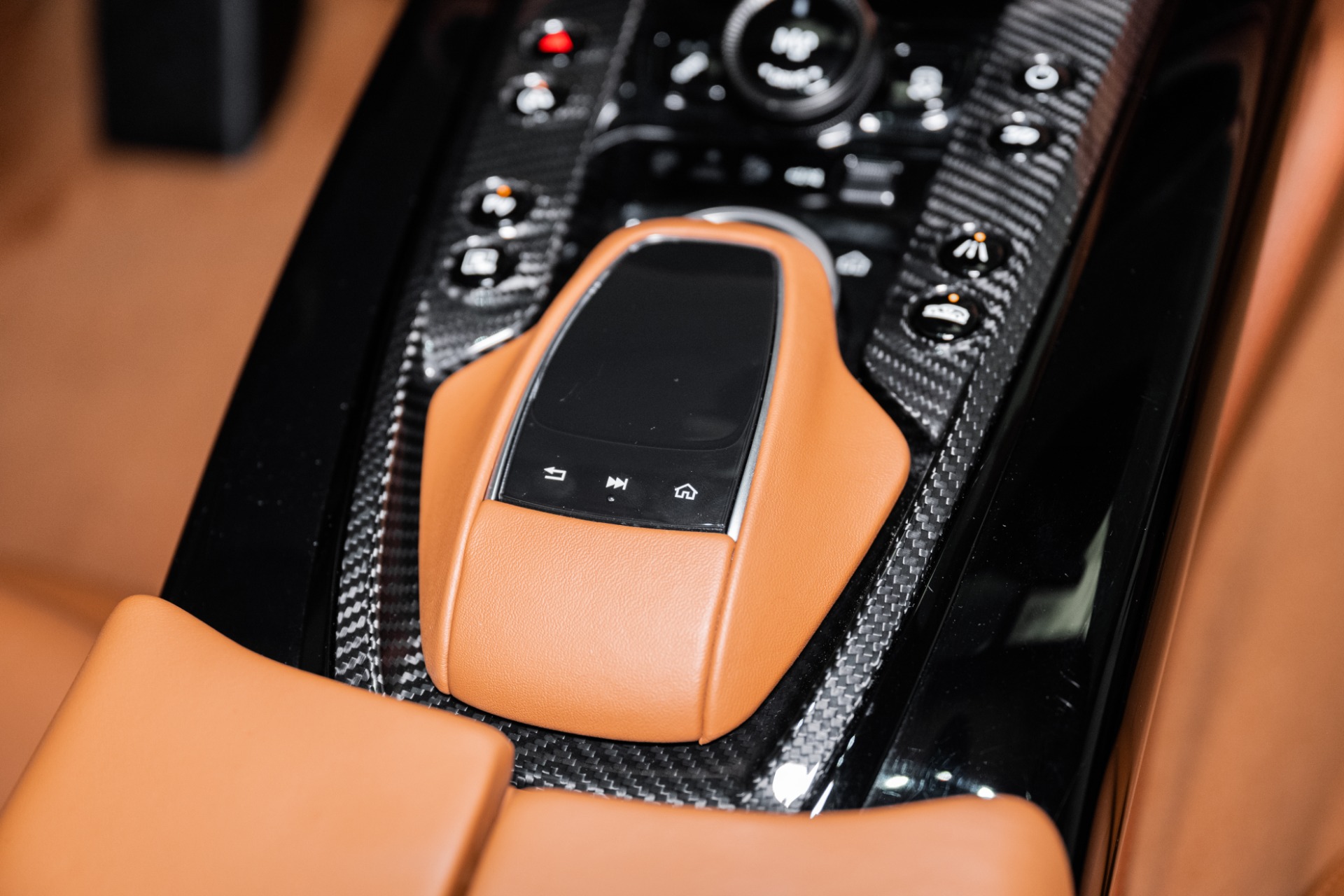 2023 Aston Martin DBX DBX707 photo 41