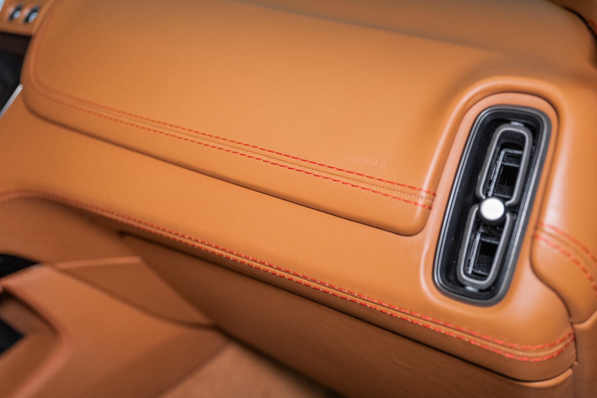 2023 Aston Martin DBX 707 - Photo 48