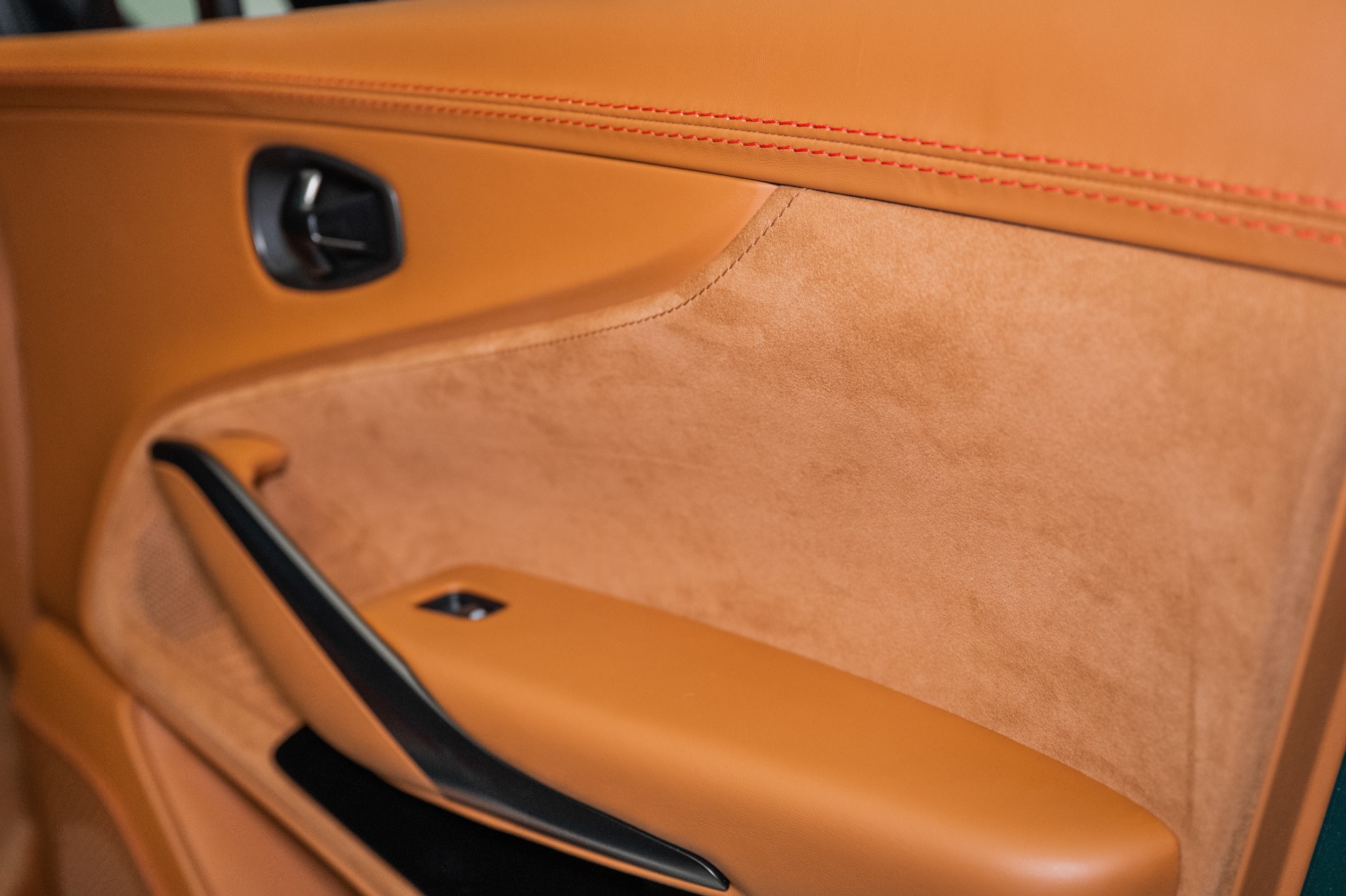 2023 Aston Martin DBX 707 - Photo 49