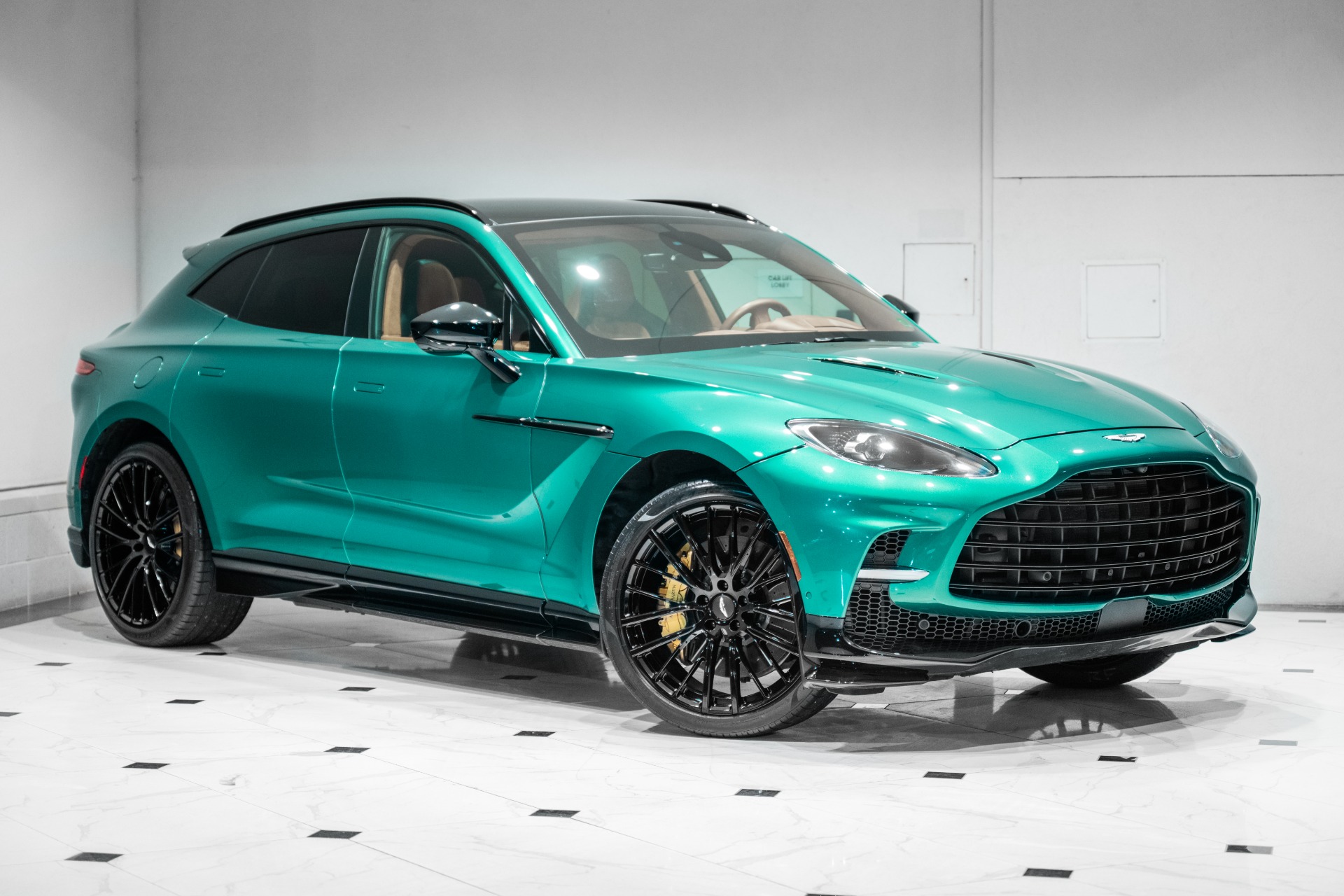 2023 Aston Martin DBX 707 - Photo 50