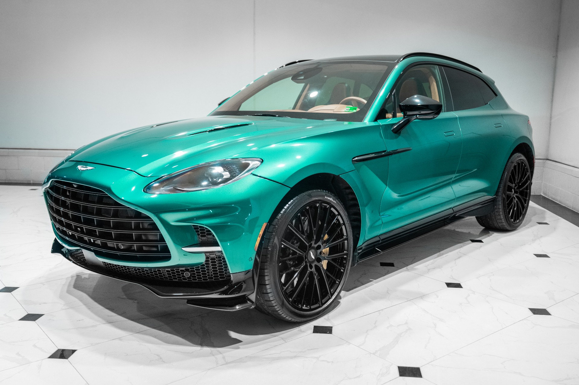 2023 Aston Martin DBX 707 - Photo 51